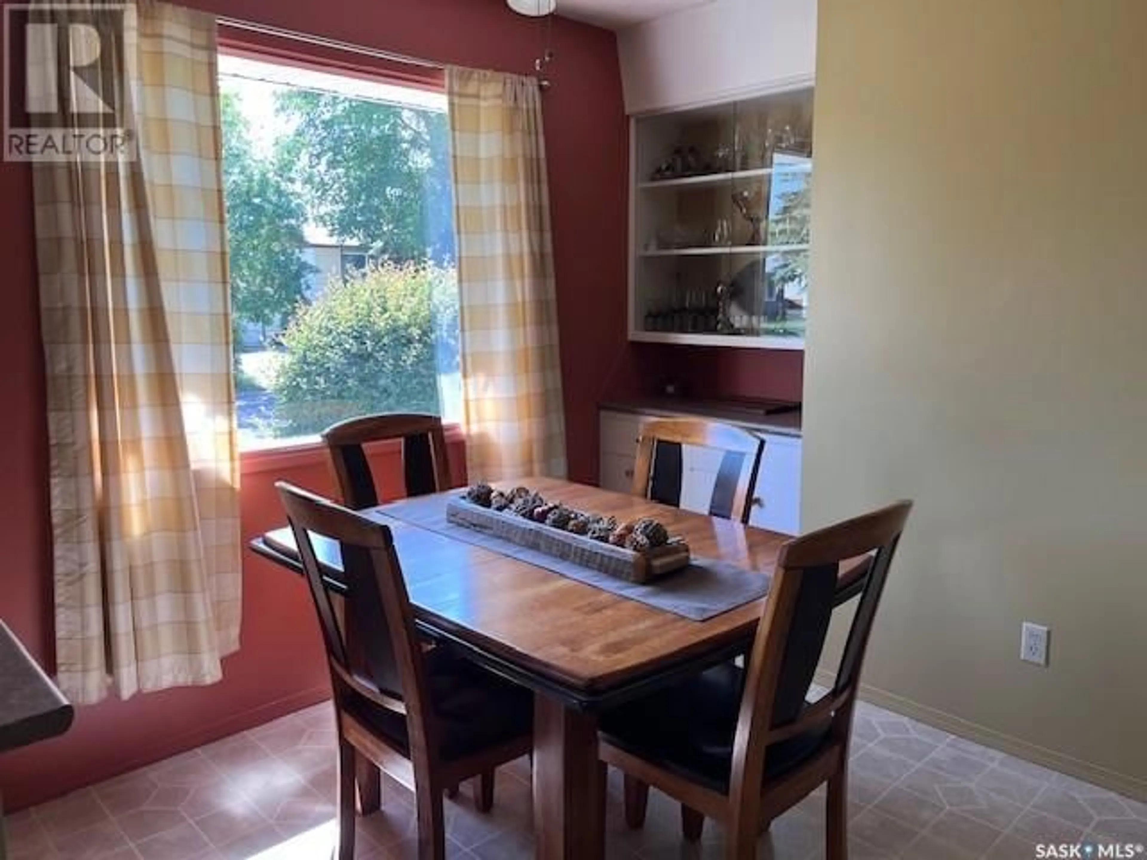 Dining room, unknown for 12 VANIER PLACE, Melfort Saskatchewan S0E1A0