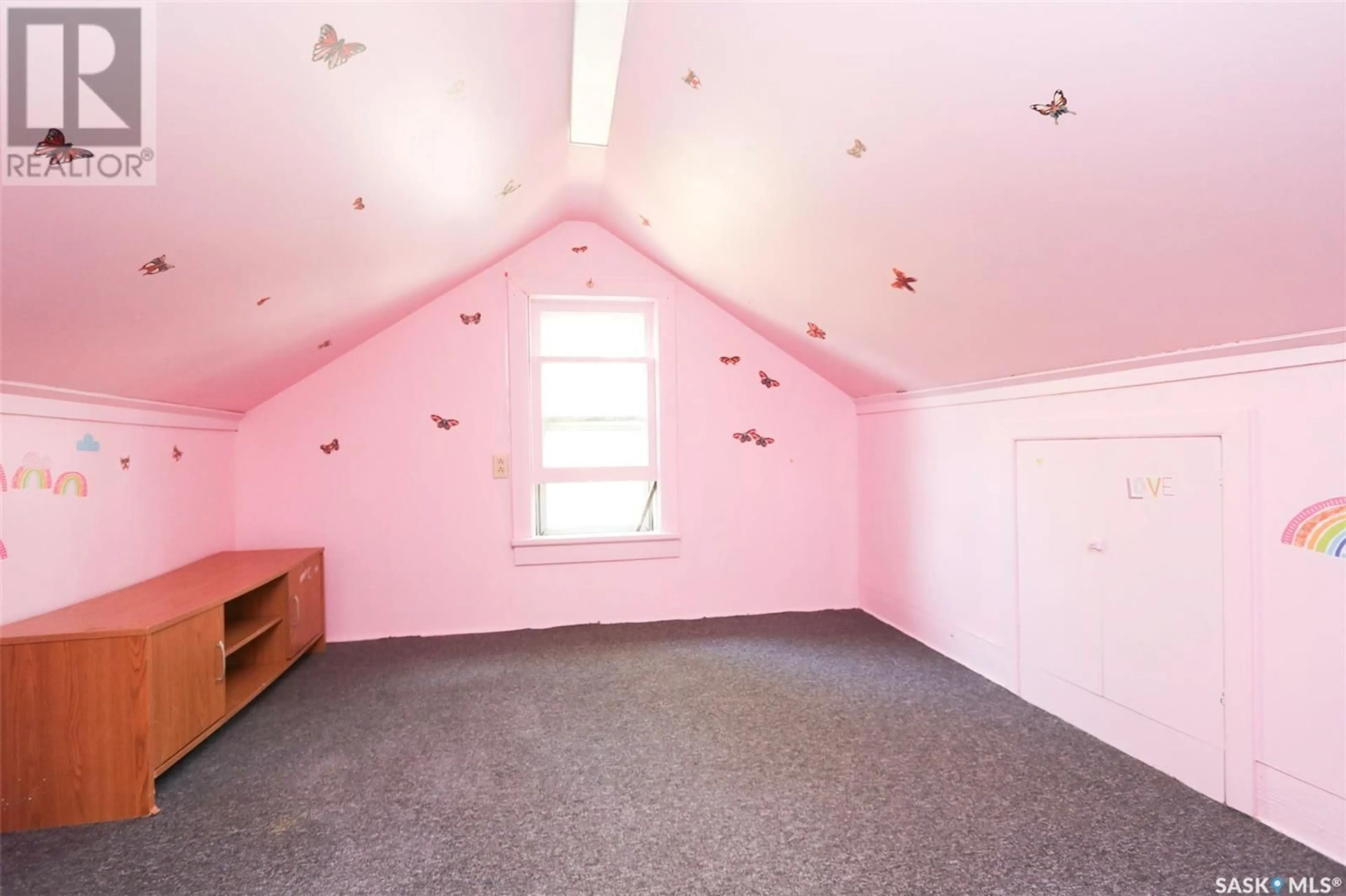 A pic of a room for 124 ONTARIO AVENUE, Yorkton Saskatchewan S3N2A1