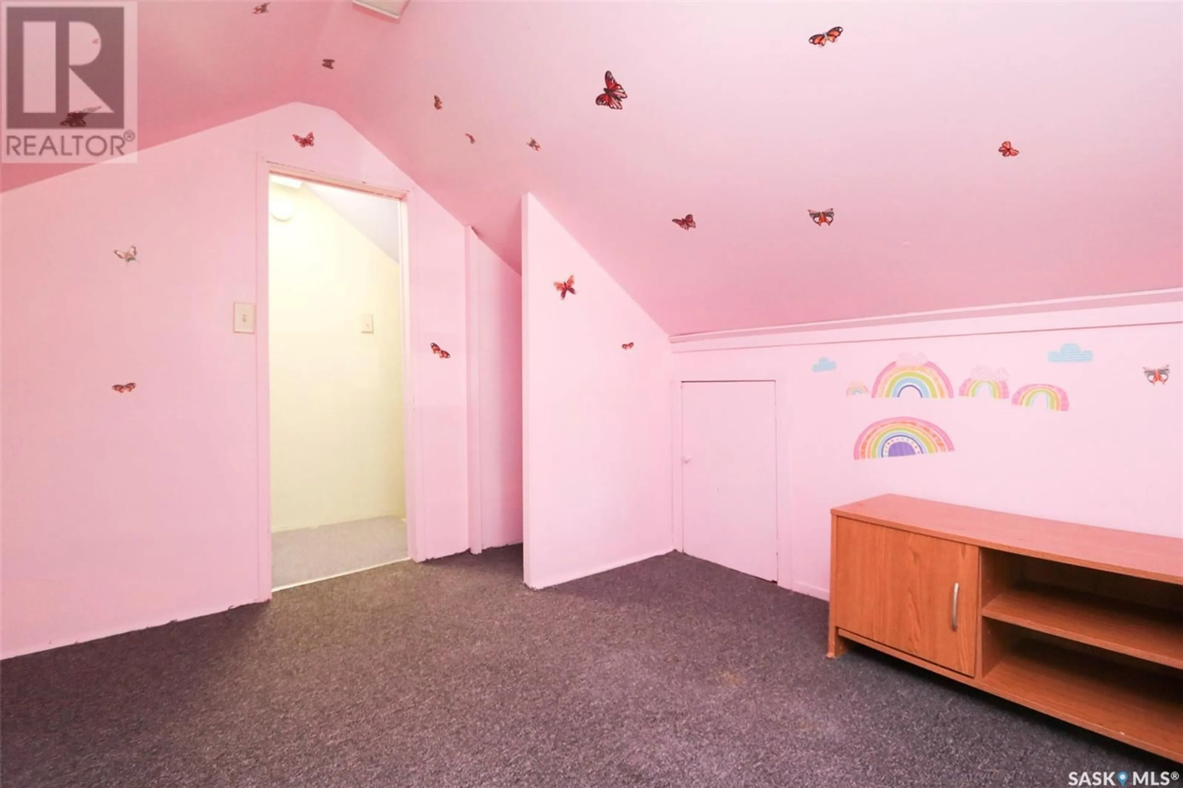 A pic of a room for 124 ONTARIO AVENUE, Yorkton Saskatchewan S3N2A1