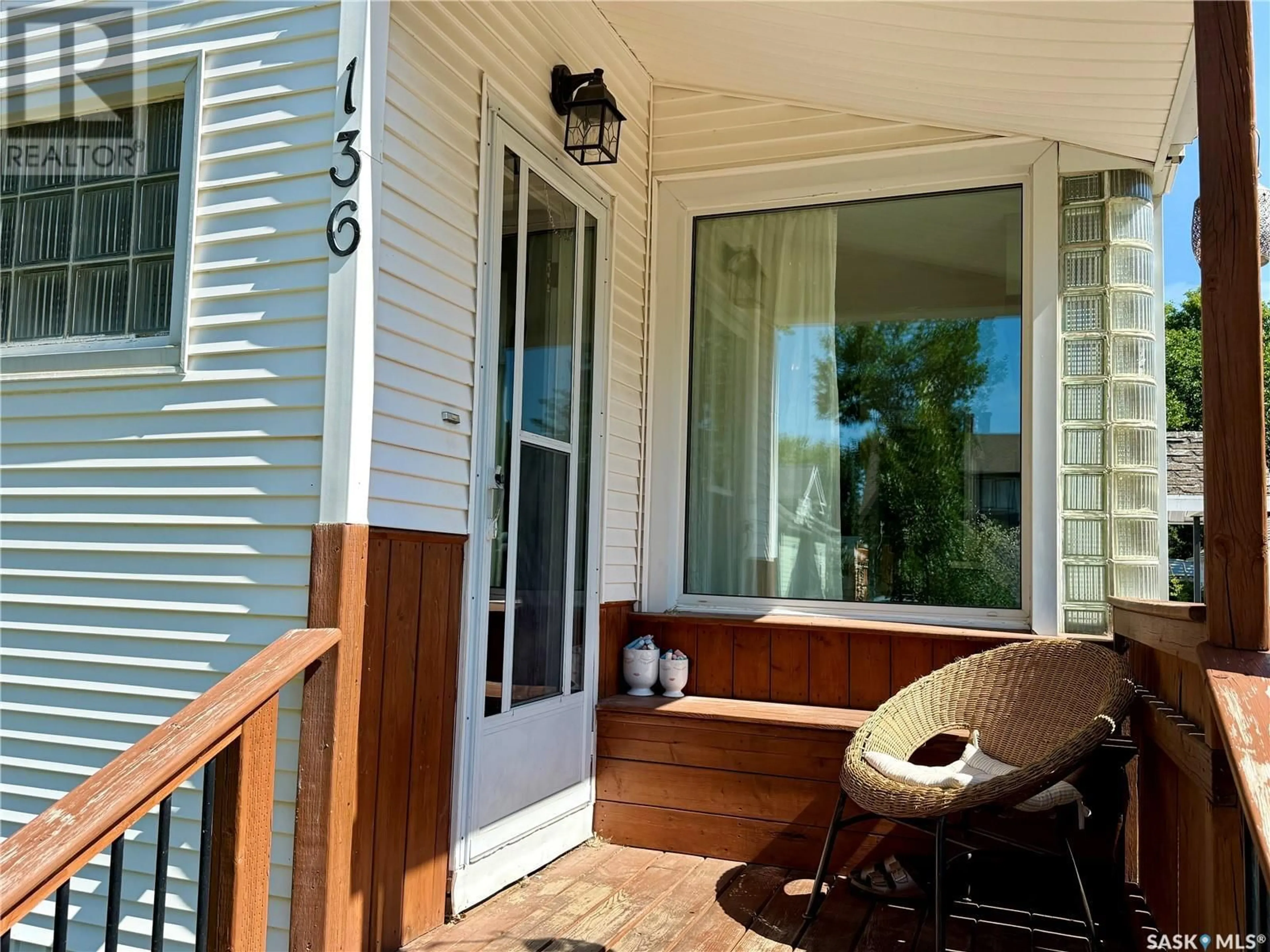 Patio, street for W - 136 EIGHTH AVENUE, Melville Saskatchewan S0A2P1