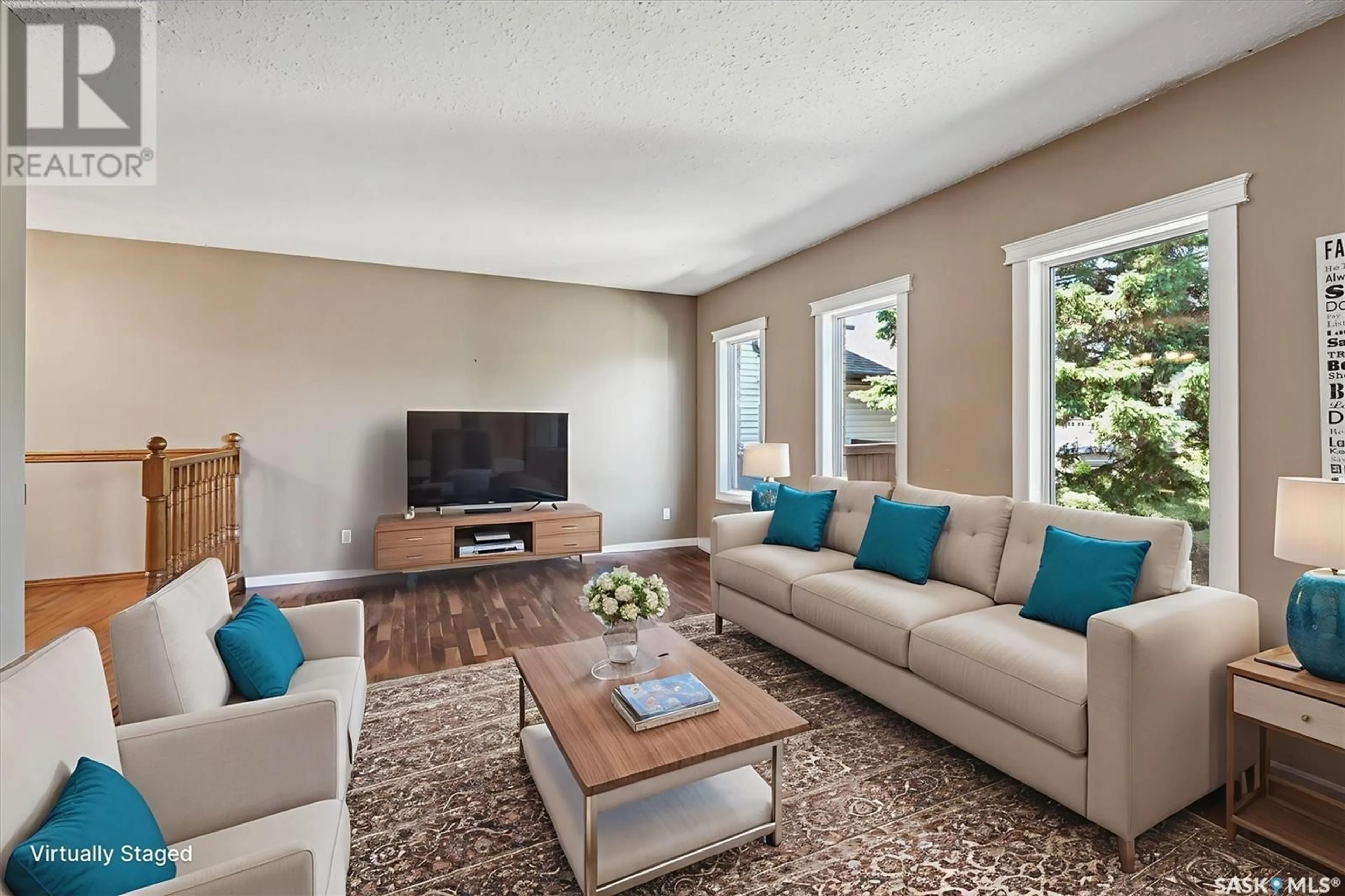 Living room with furniture, unknown for 731 SWAN CRESCENT, Saskatoon Saskatchewan S7J5C7