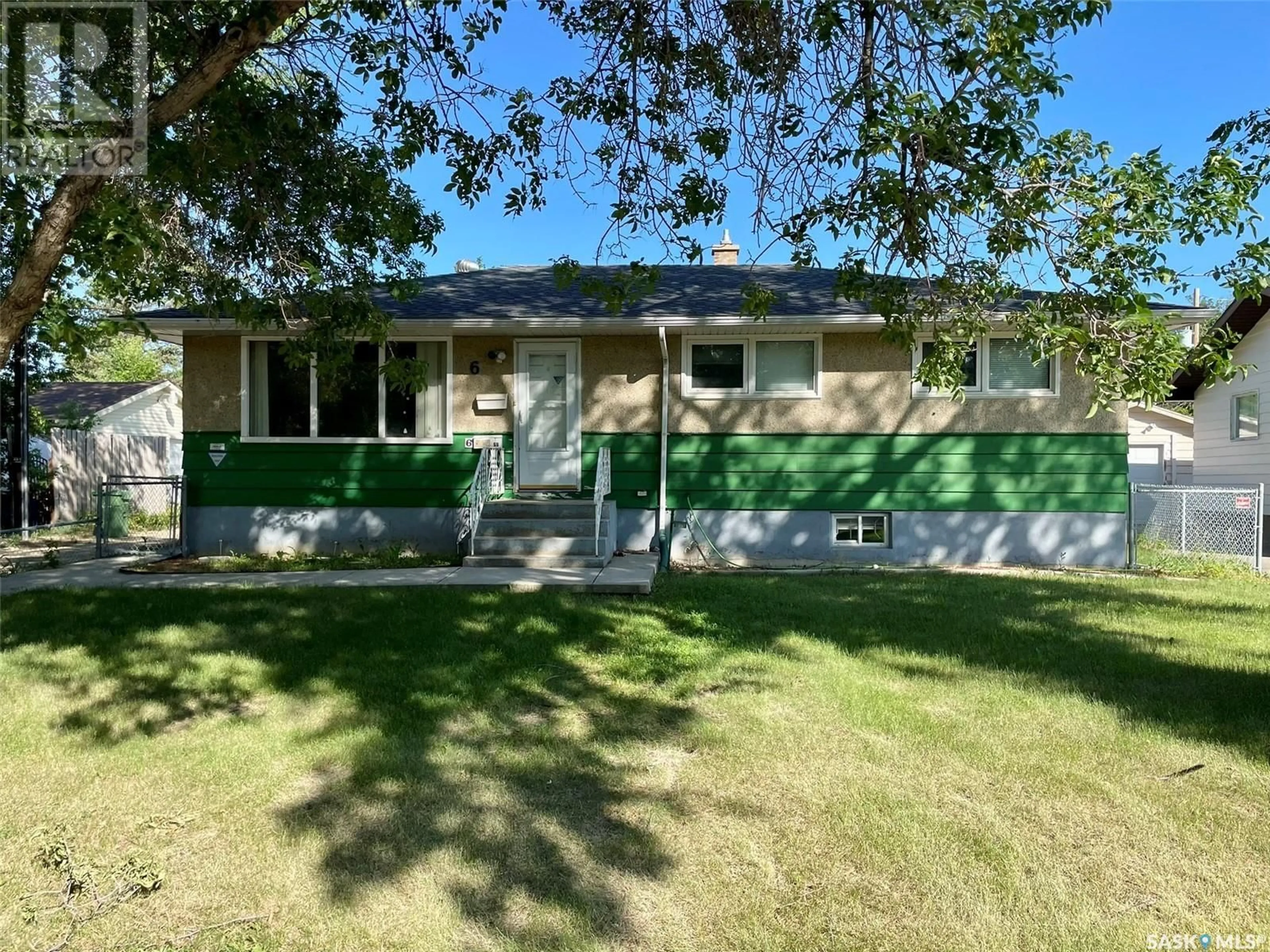 A pic from outside/outdoor area/front of a property/back of a property/a pic from drone, street for 6 LABELLE PLACE, Regina Saskatchewan S4N1T8