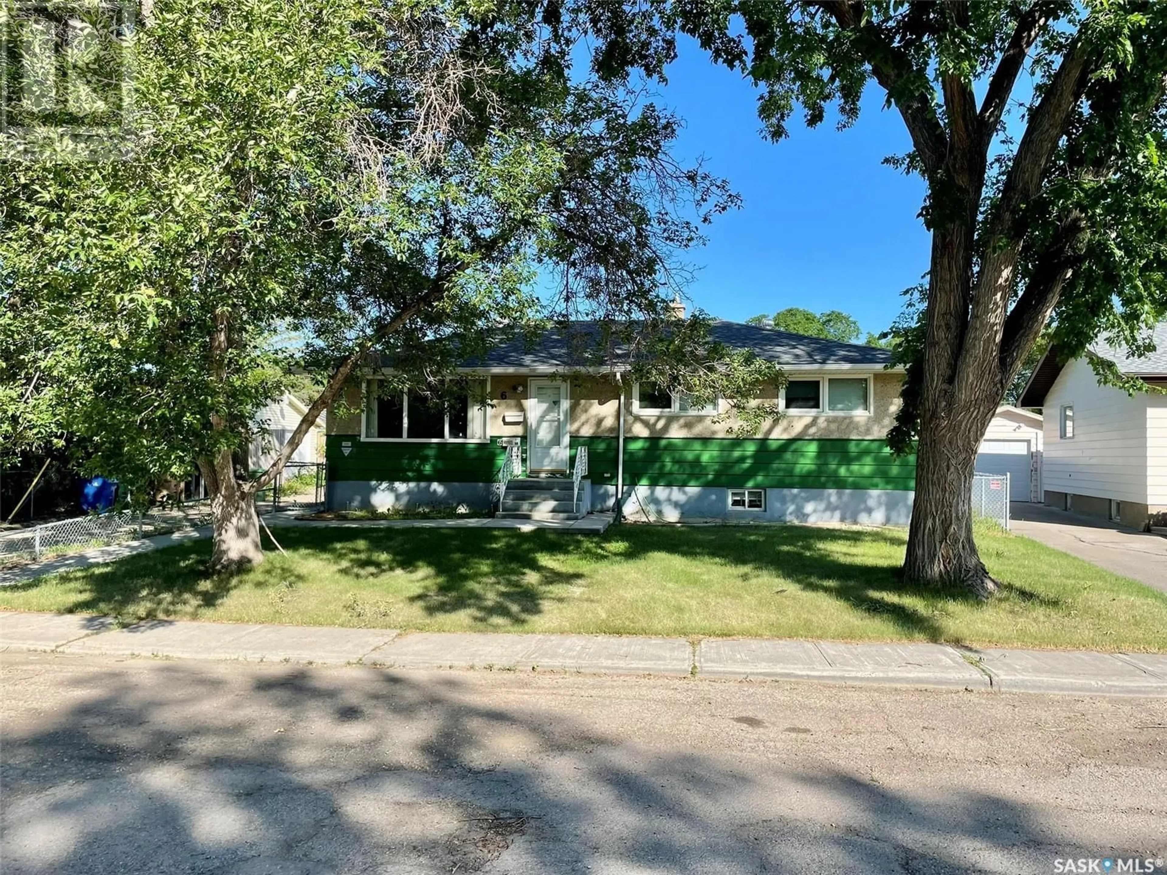 Home with vinyl exterior material, street for 6 LABELLE PLACE, Regina Saskatchewan S4N1T8