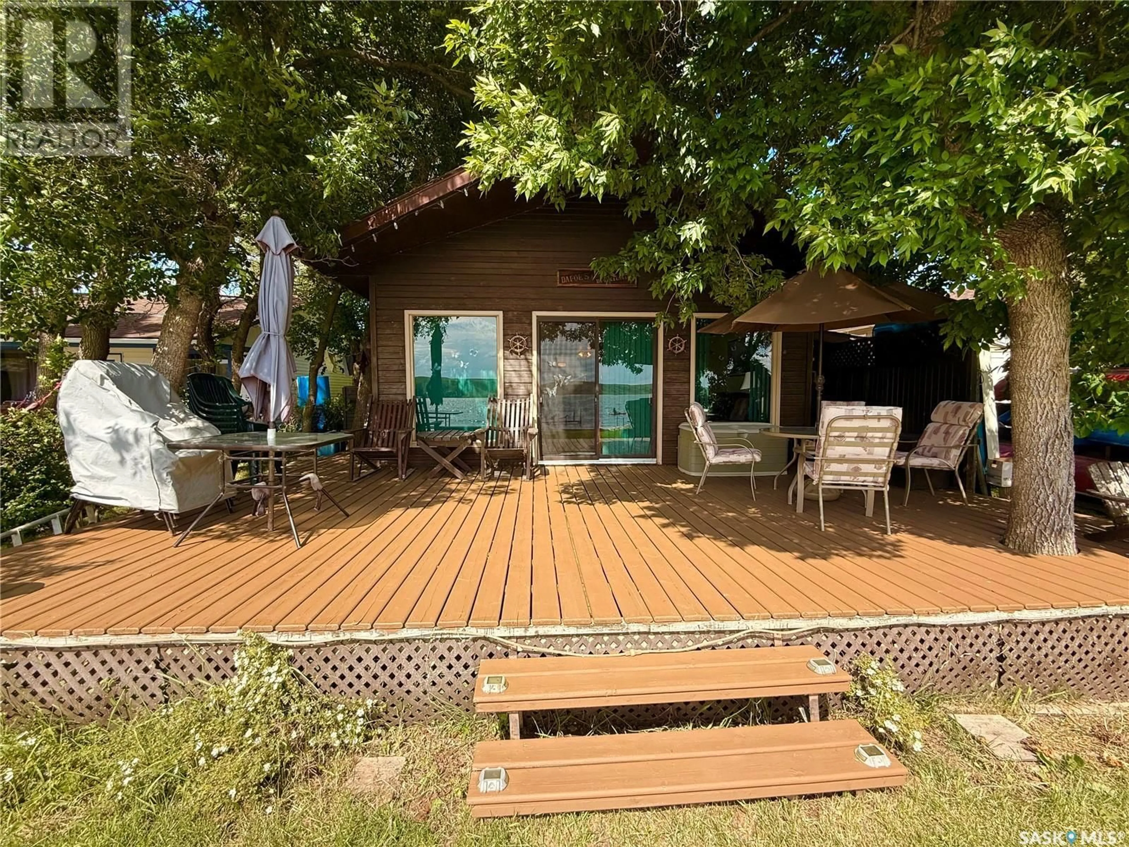 Patio, water/lake/river/ocean view for 103A ELIM DRIVE, Lac Pelletier Rm No. 107 Saskatchewan S0N2Y0