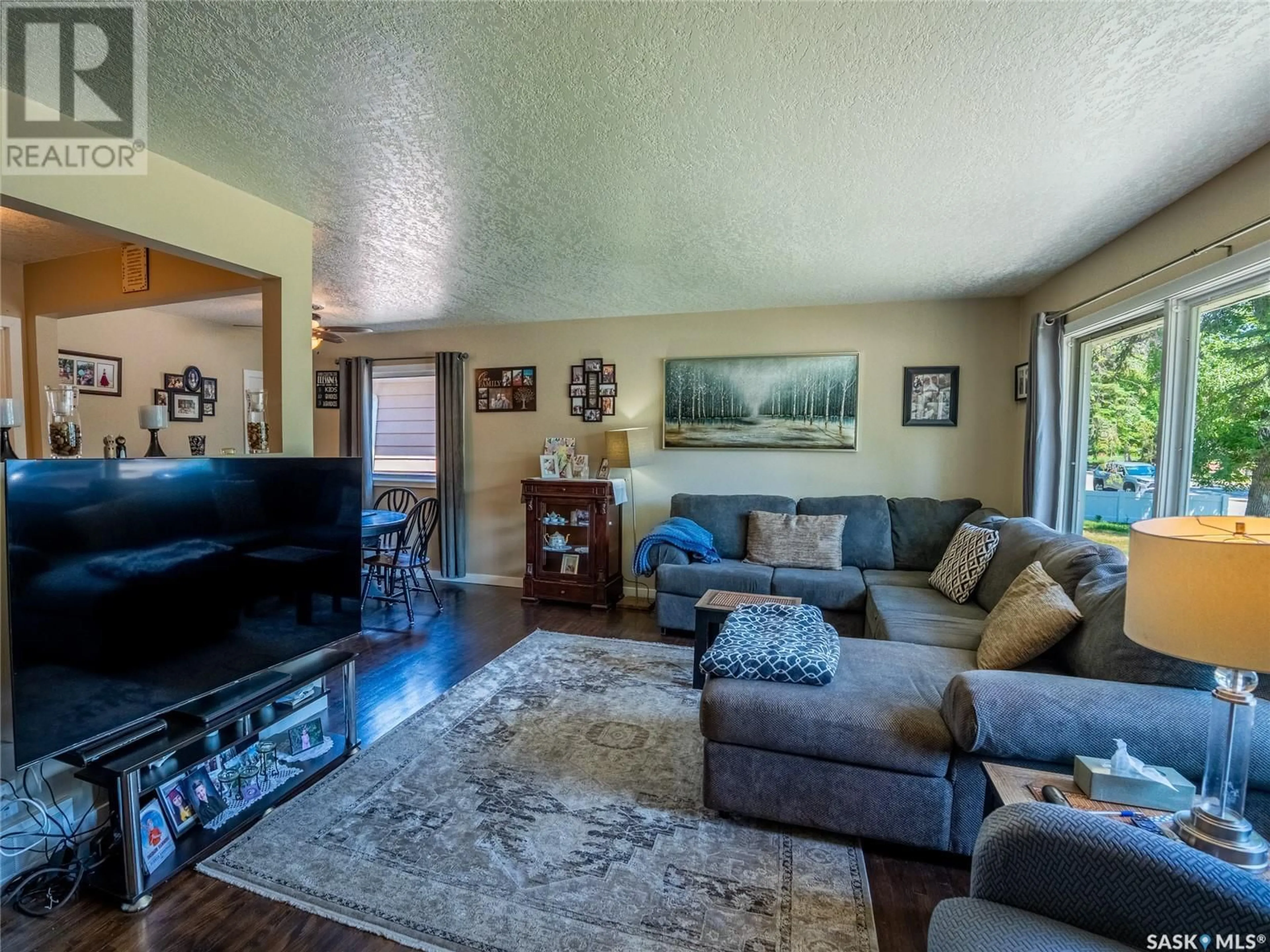 Living room with furniture, unknown for 710 FORGET STREET, Regina Saskatchewan S4T4X2