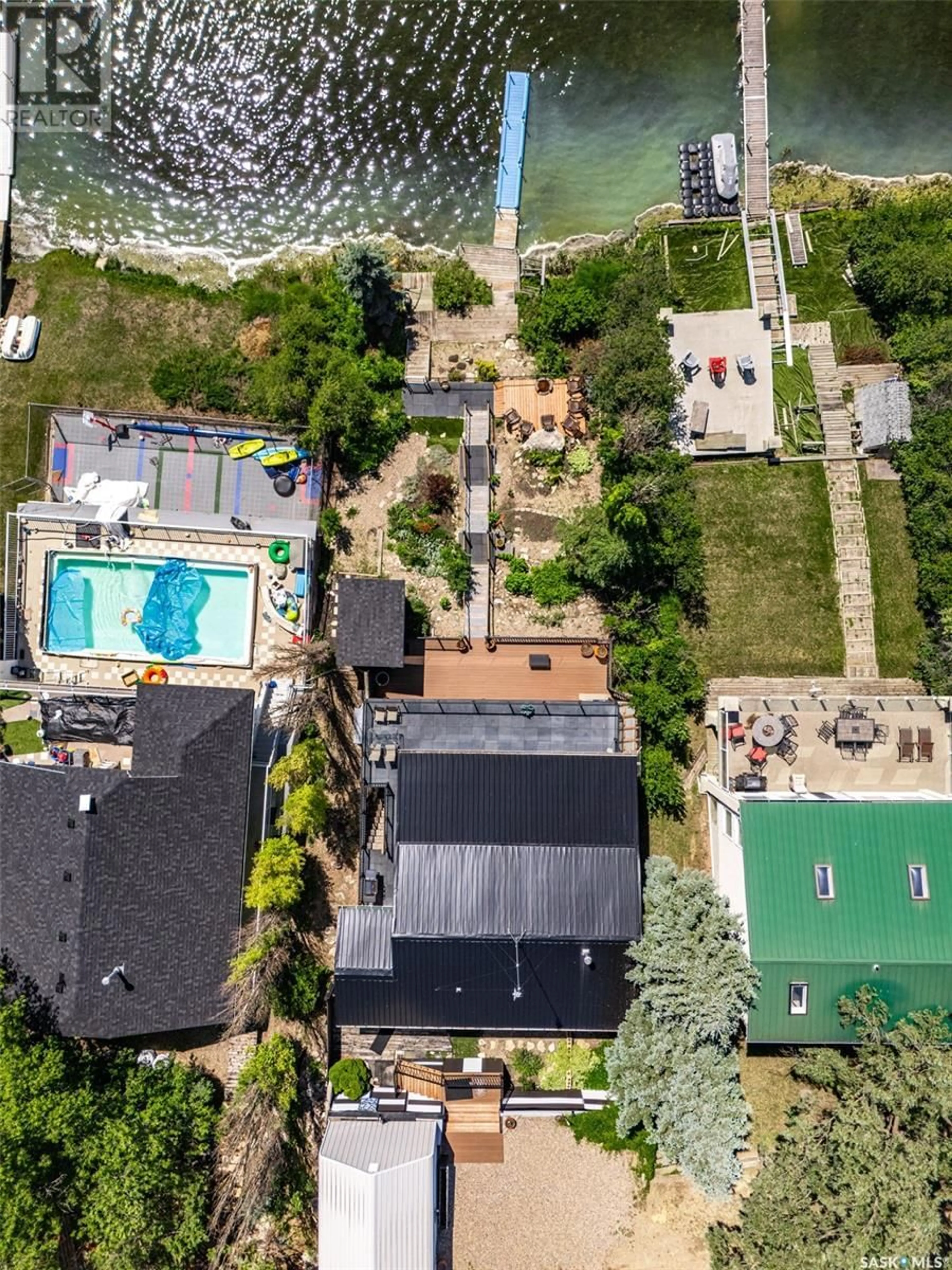 A pic from outside/outdoor area/front of a property/back of a property/a pic from drone, city buildings view from balcony for 5703 NELSON BEACH DR, Hoodoo Rm No. 401 Saskatchewan S0K4P0