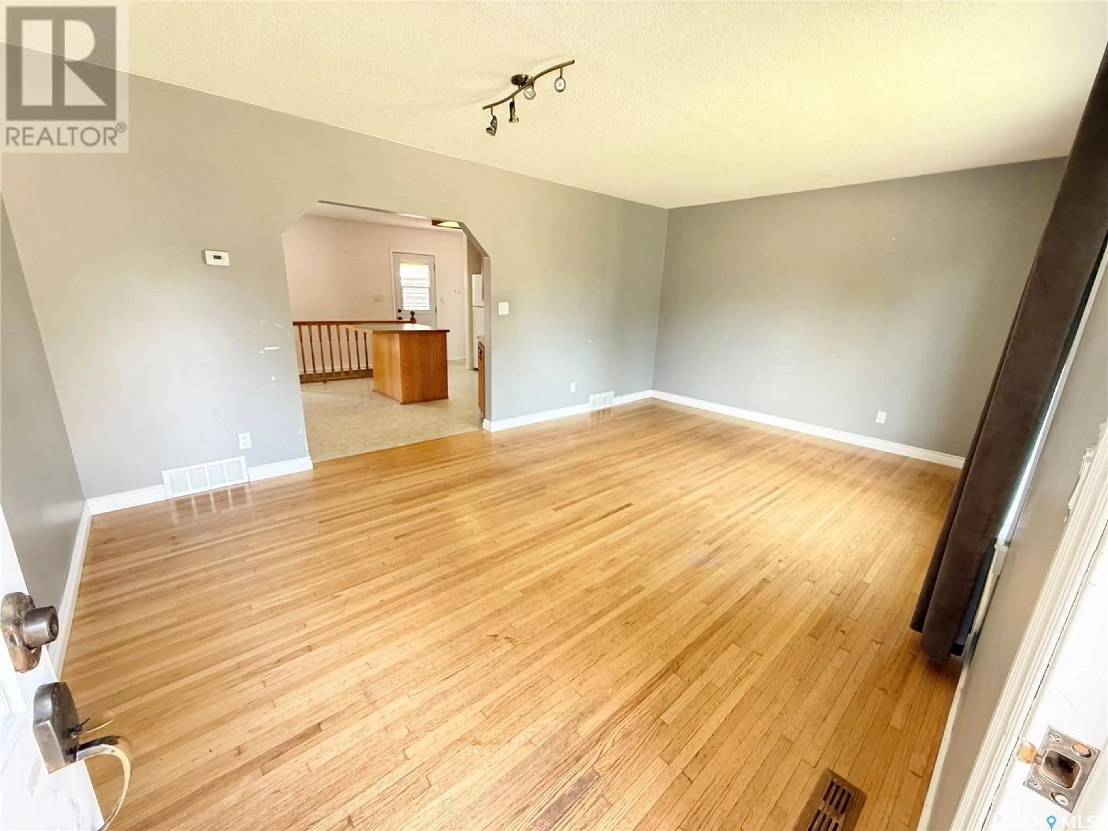 A pic of a room for 431 ALBERT STREET, Weyburn Saskatchewan S4H1G4
