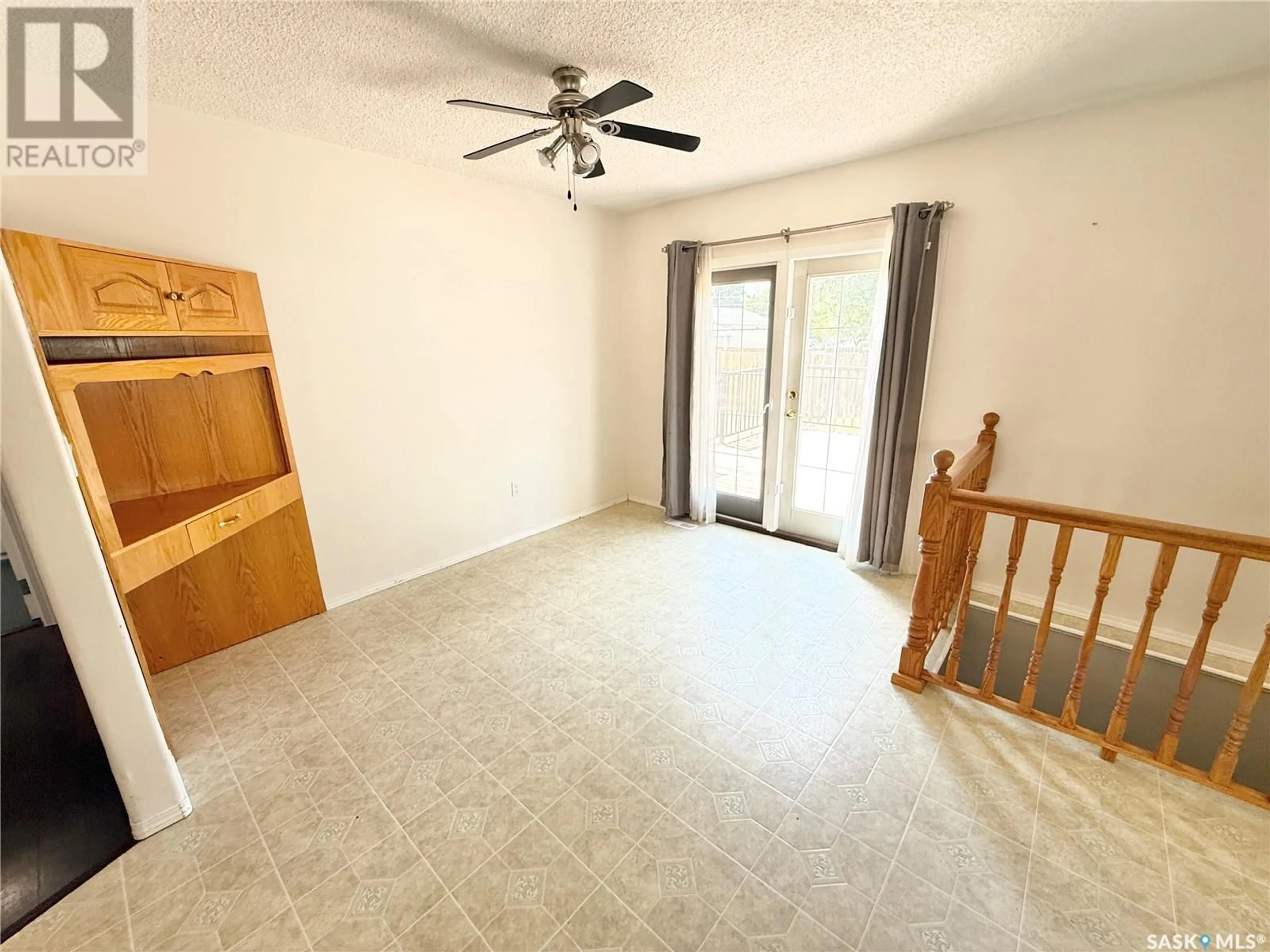 A pic of a room for 431 ALBERT STREET, Weyburn Saskatchewan S4H1G4