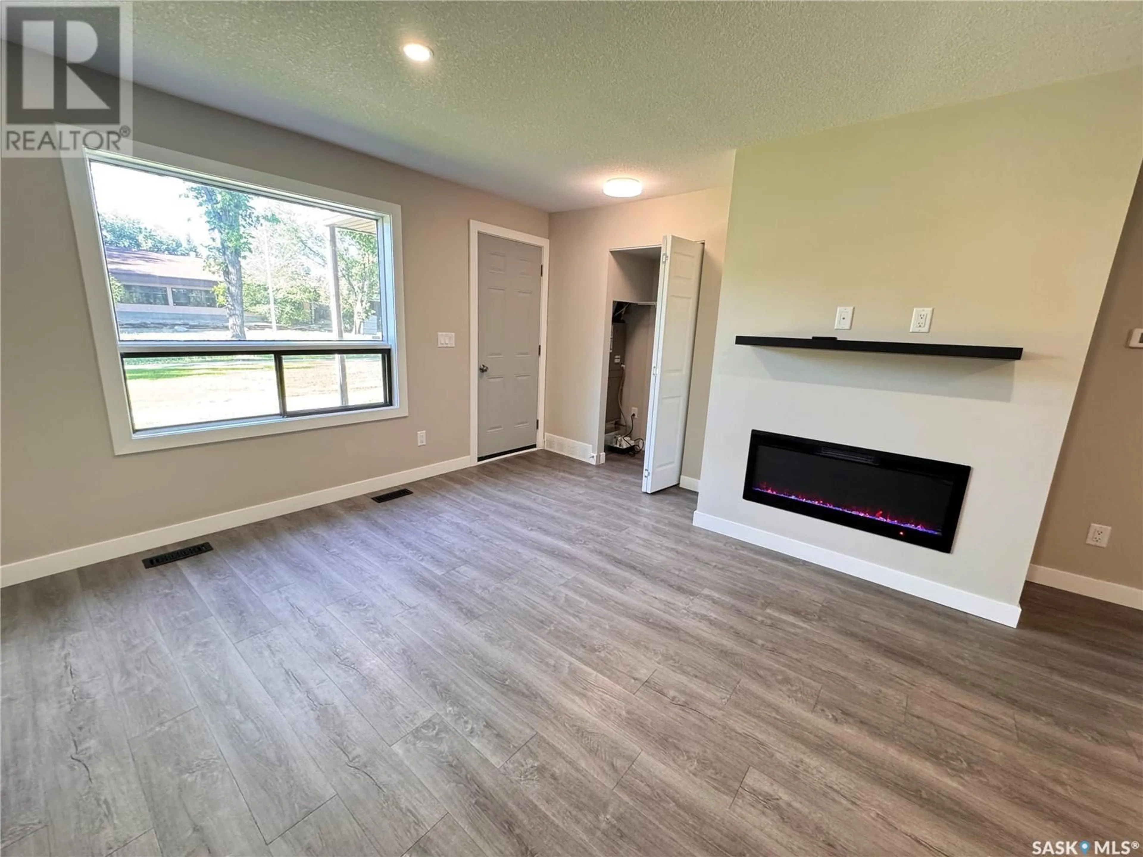 A pic of a room for 6505 ROCHDALE BOULEVARD, Regina Saskatchewan S4X2Z1