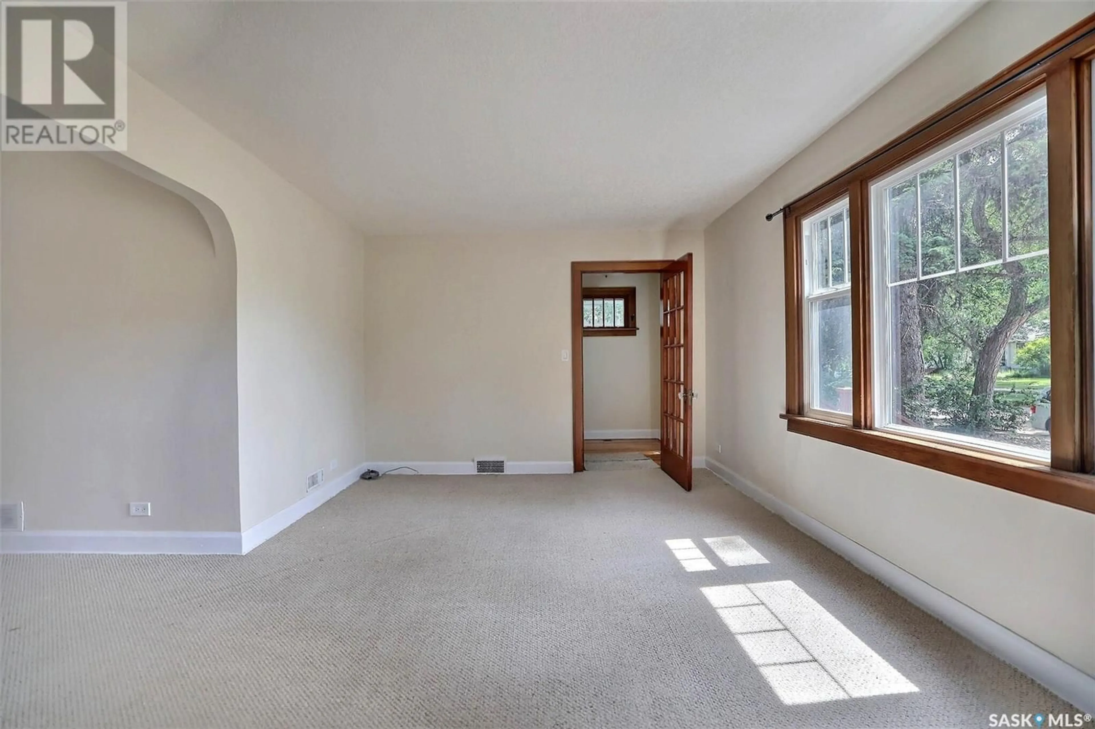 A pic of a room for 732 BROADWAY AVENUE, Regina Saskatchewan S4N1C3