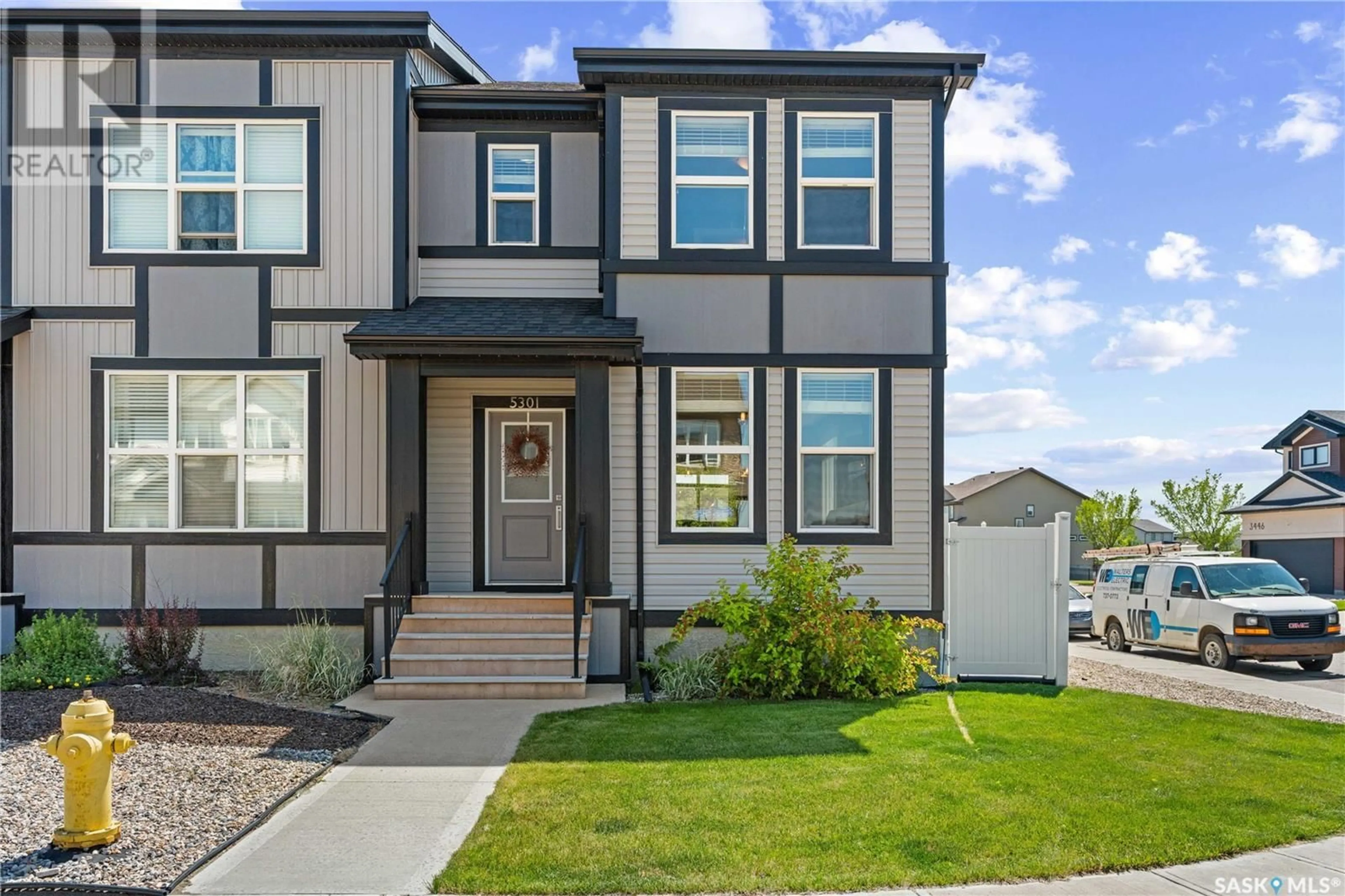 Home with vinyl exterior material, street for 5301 GREEN SILVERBERRY DRIVE, Regina Saskatchewan S4V3M5