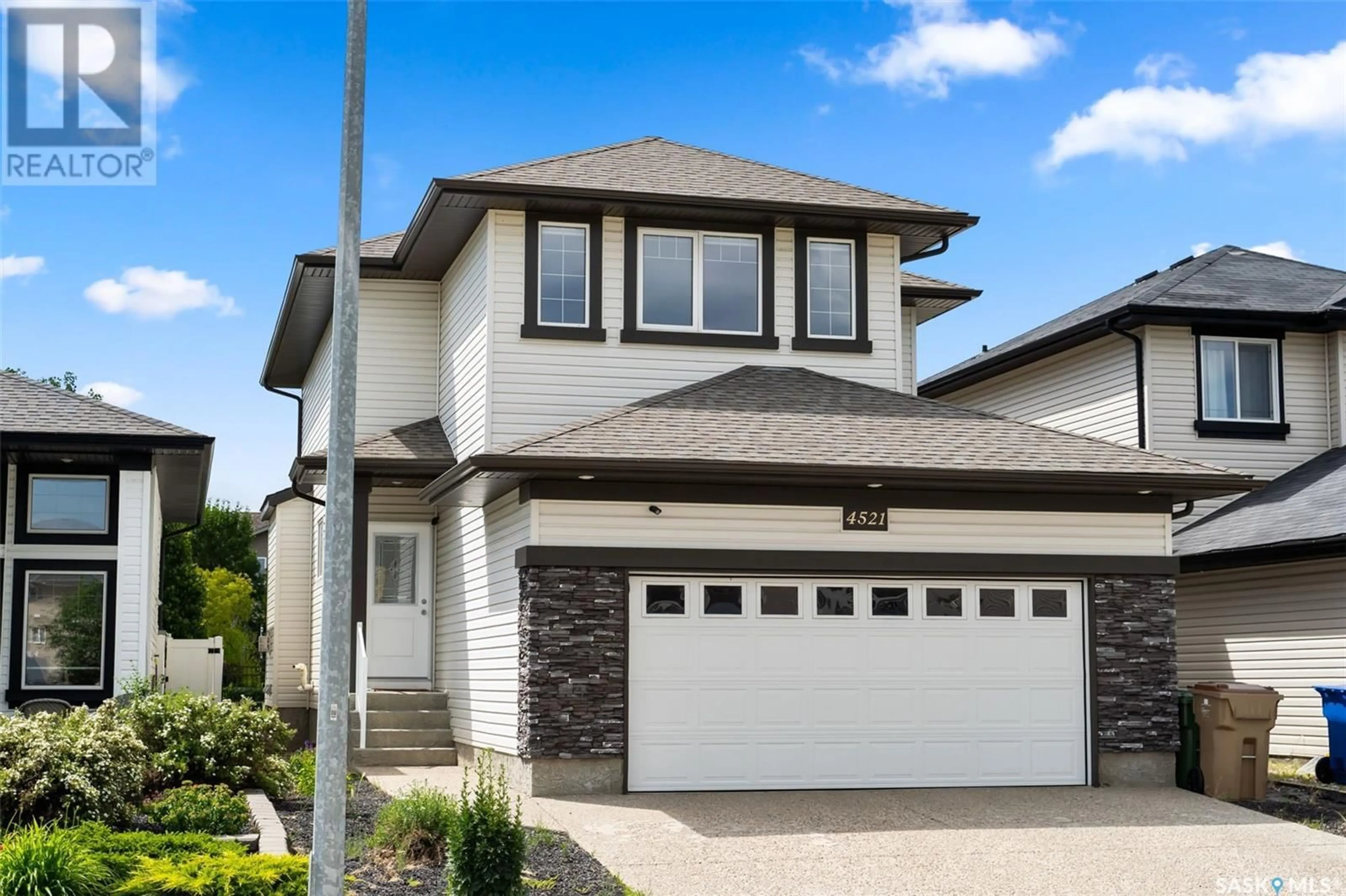Home with vinyl exterior material, street for 4521 PADWICK ROAD, Regina Saskatchewan S4W0C2