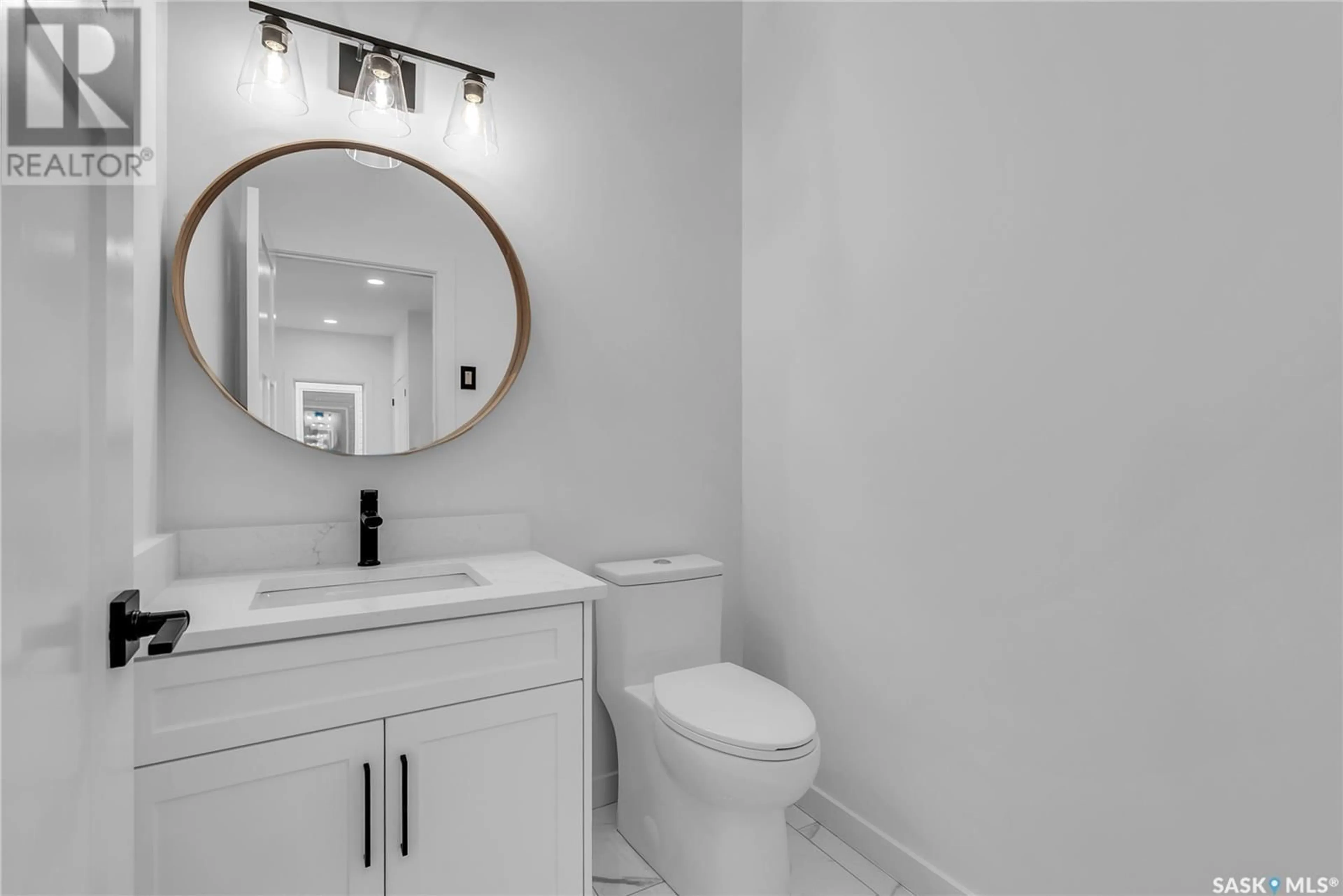 Standard bathroom, ceramic/tile floor for 351 SHARMA CRESCENT, Saskatoon Saskatchewan S7W1K9