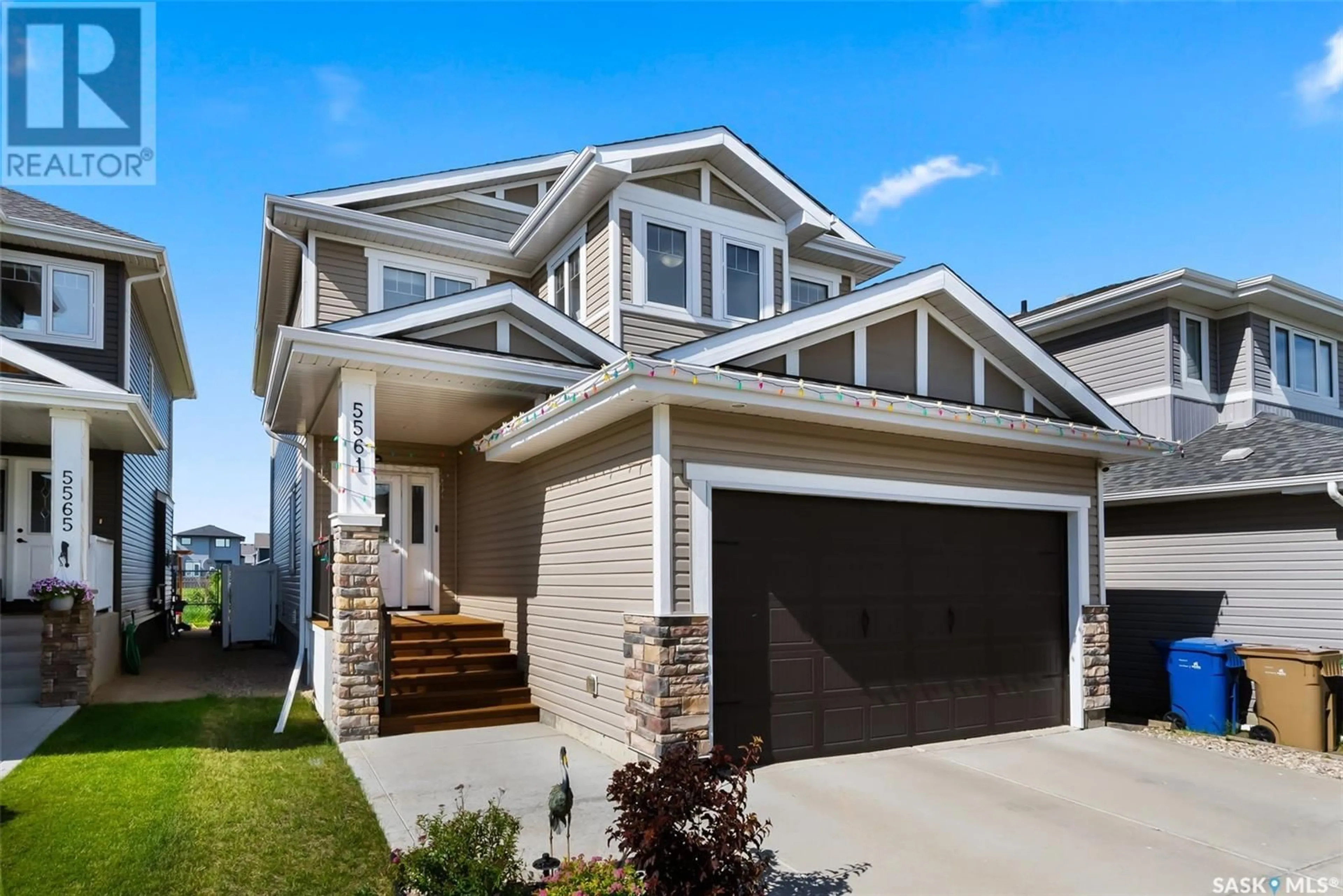 Home with vinyl exterior material, street for 5561 NORSEMAN CRESCENT, Regina Saskatchewan S4W0J8