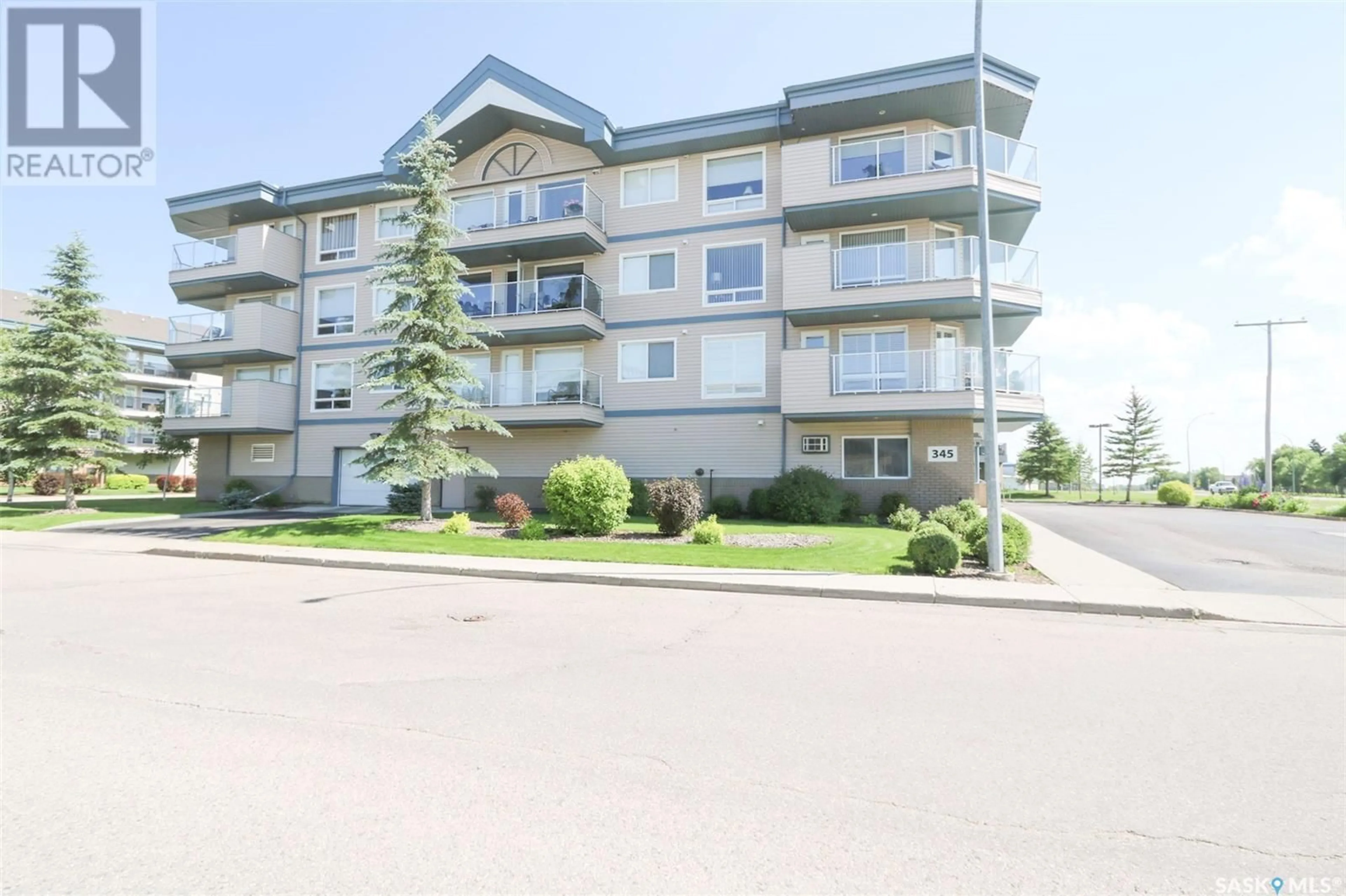 Patio, unknown for 345 - 303 MORRISON DRIVE, Yorkton Saskatchewan S3N3C4