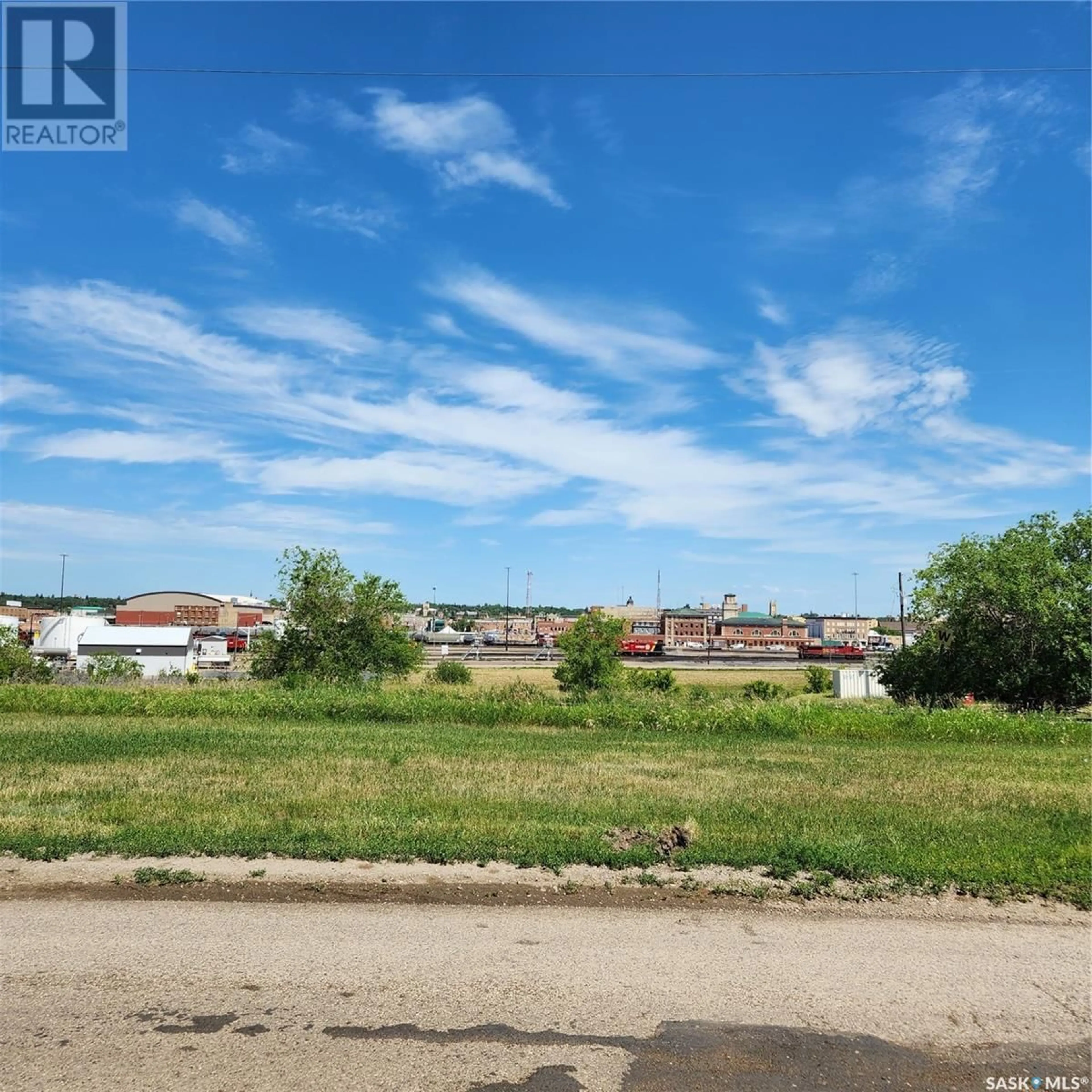 Unknown for 33 HOME STREET, Moose Jaw Saskatchewan S6H4X2