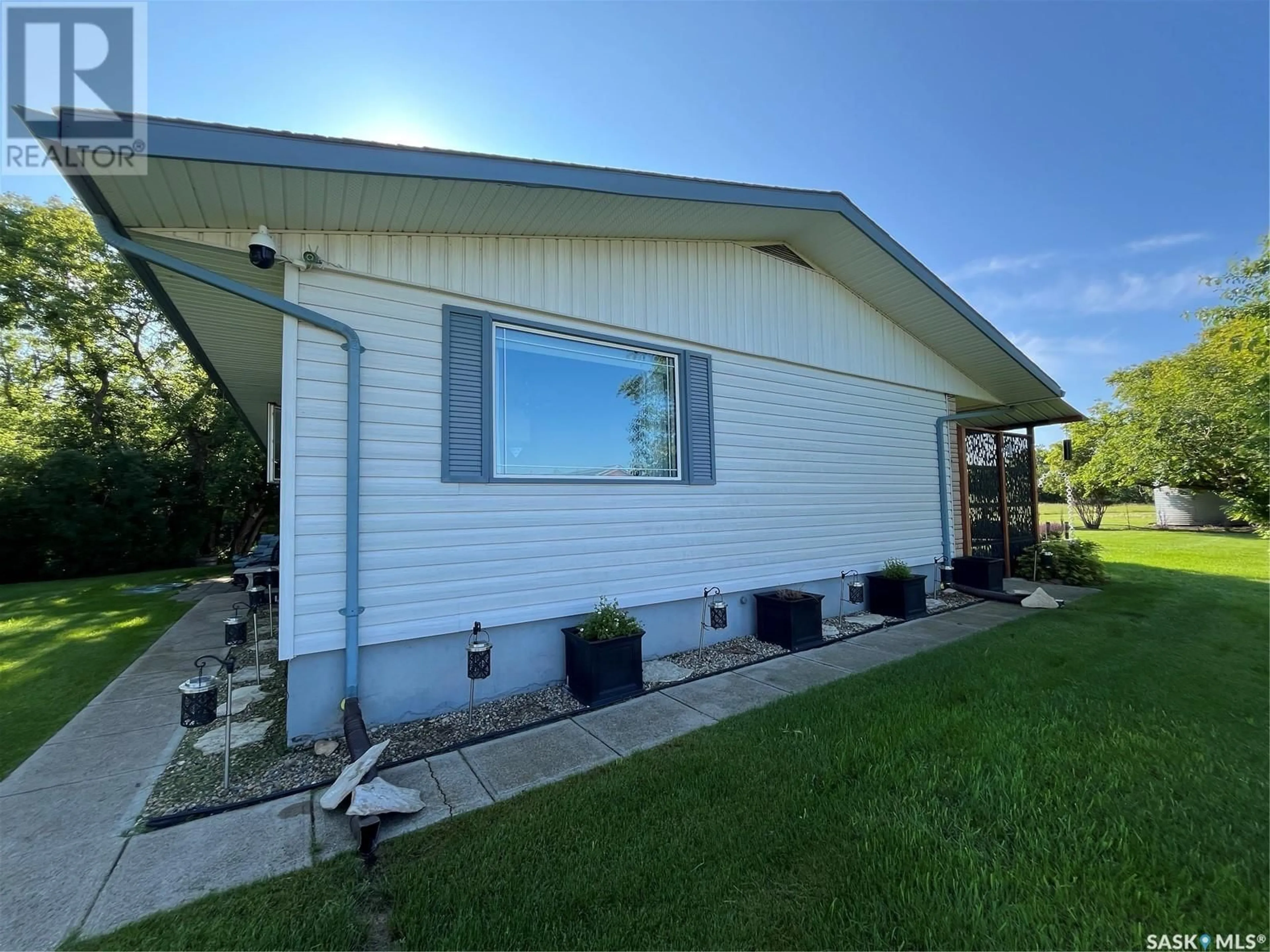 Home with vinyl exterior material, unknown for 12.10 BALON ACREAGE, Invergordon Rm No. 430 Saskatchewan S0K4K0