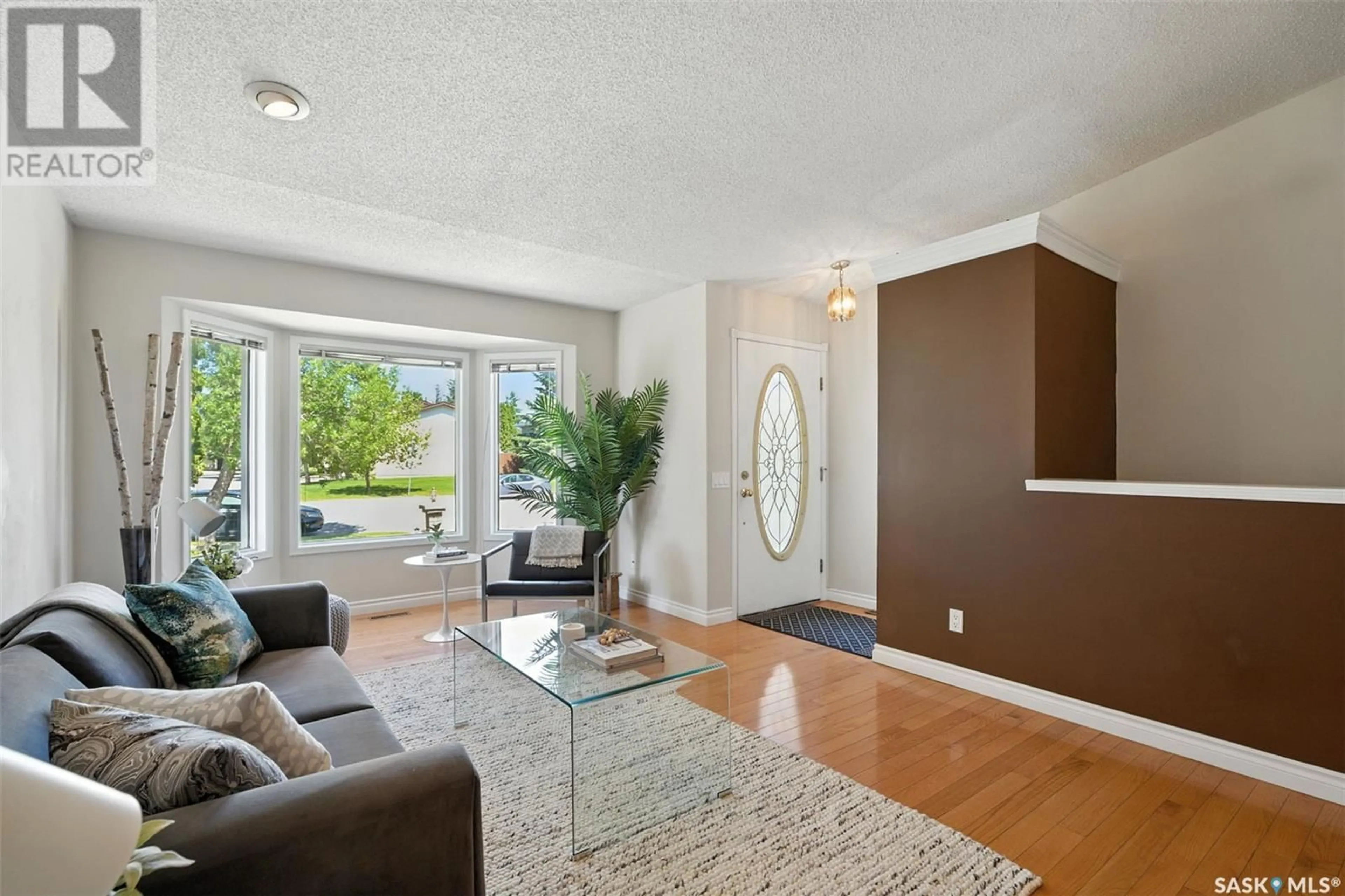 Living room with furniture, unknown for 2415 KENDERDINE ROAD, Saskatoon Saskatchewan S7N4A4