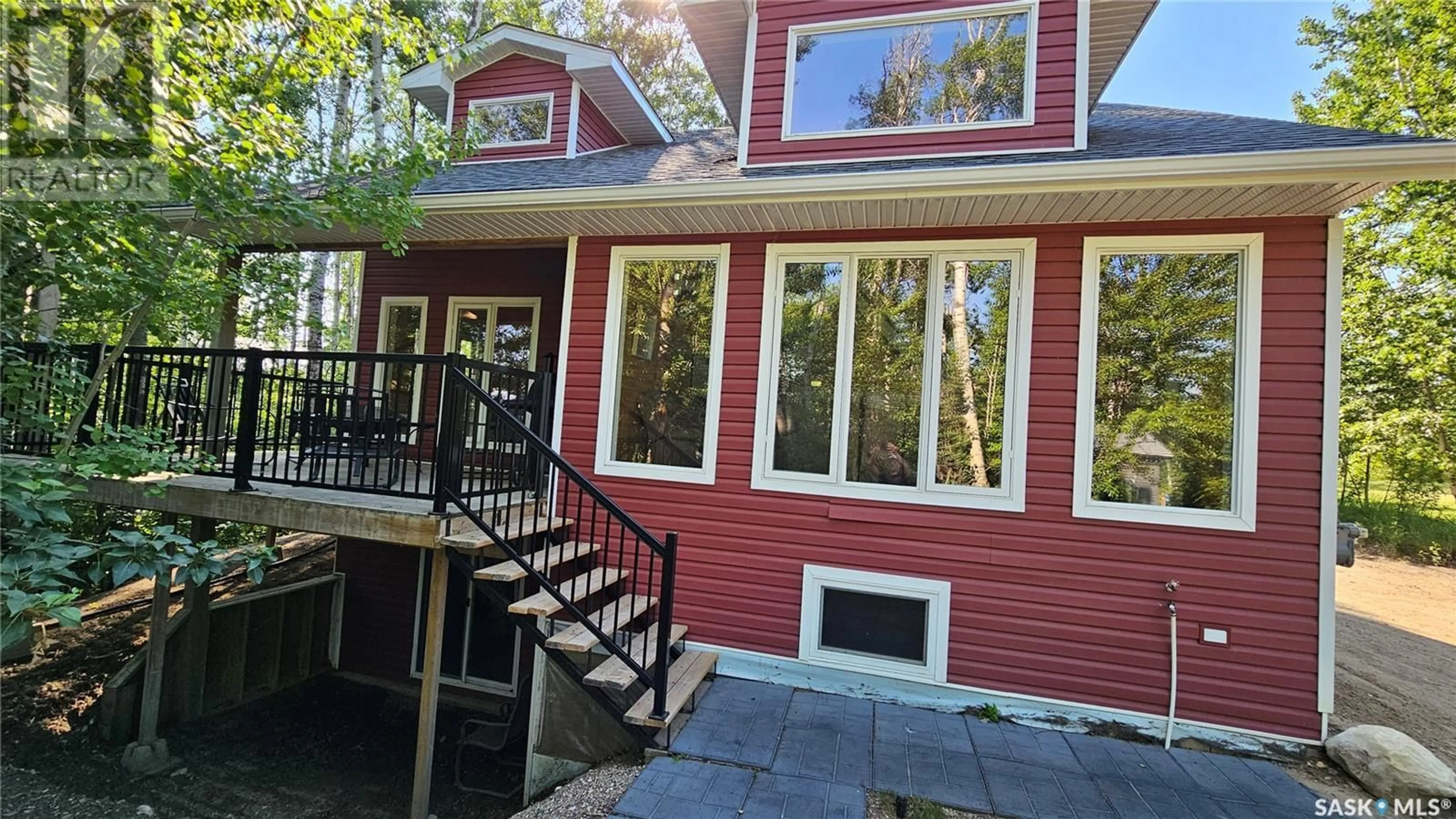 Home with vinyl exterior material, street for 116 WHITE BIRCH DRIVE, Three Lakes Rm No. 400 Saskatchewan S0K2X0