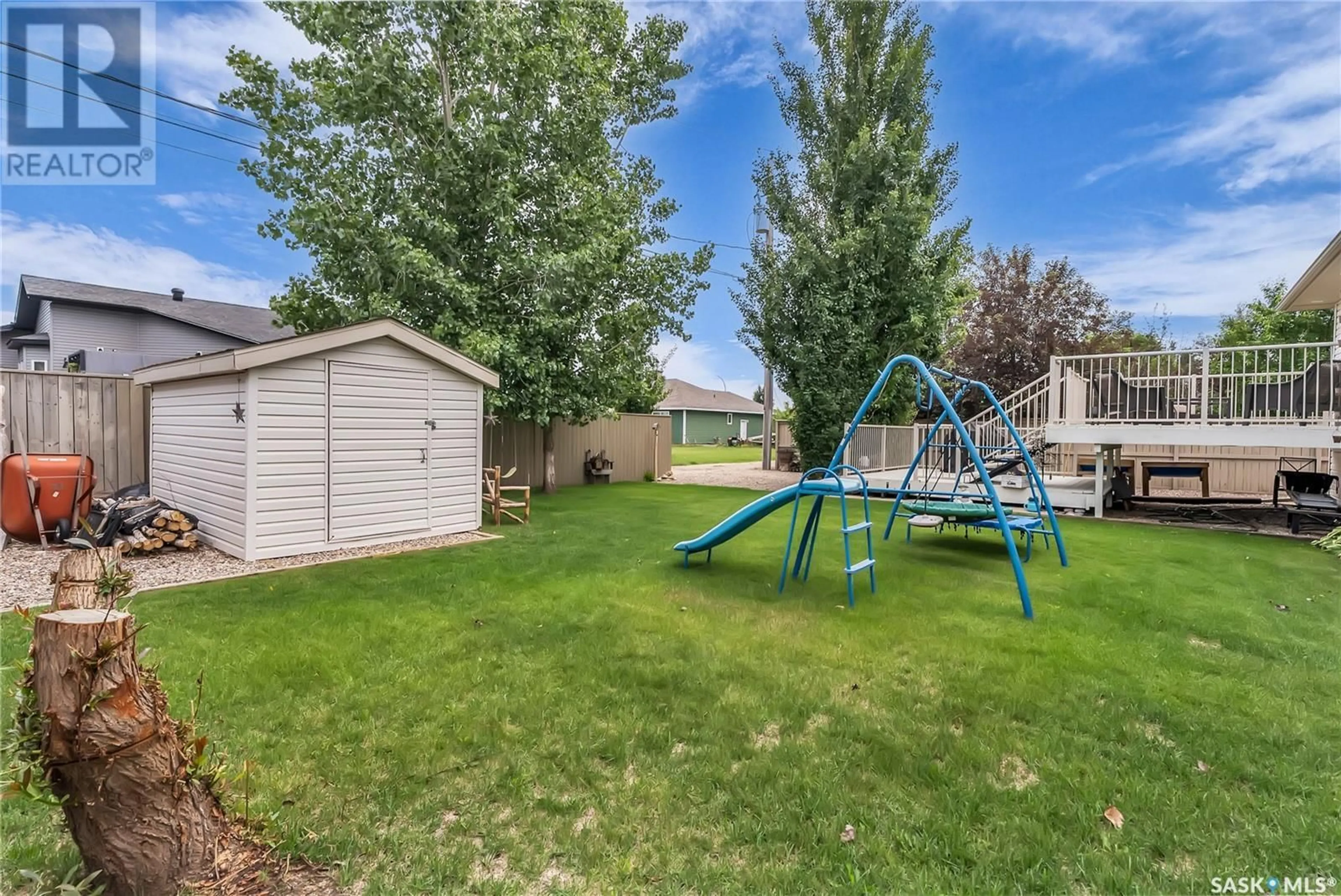Patio, unknown for 706 CARDINAL COURT, Shellbrook Saskatchewan S0J2E0