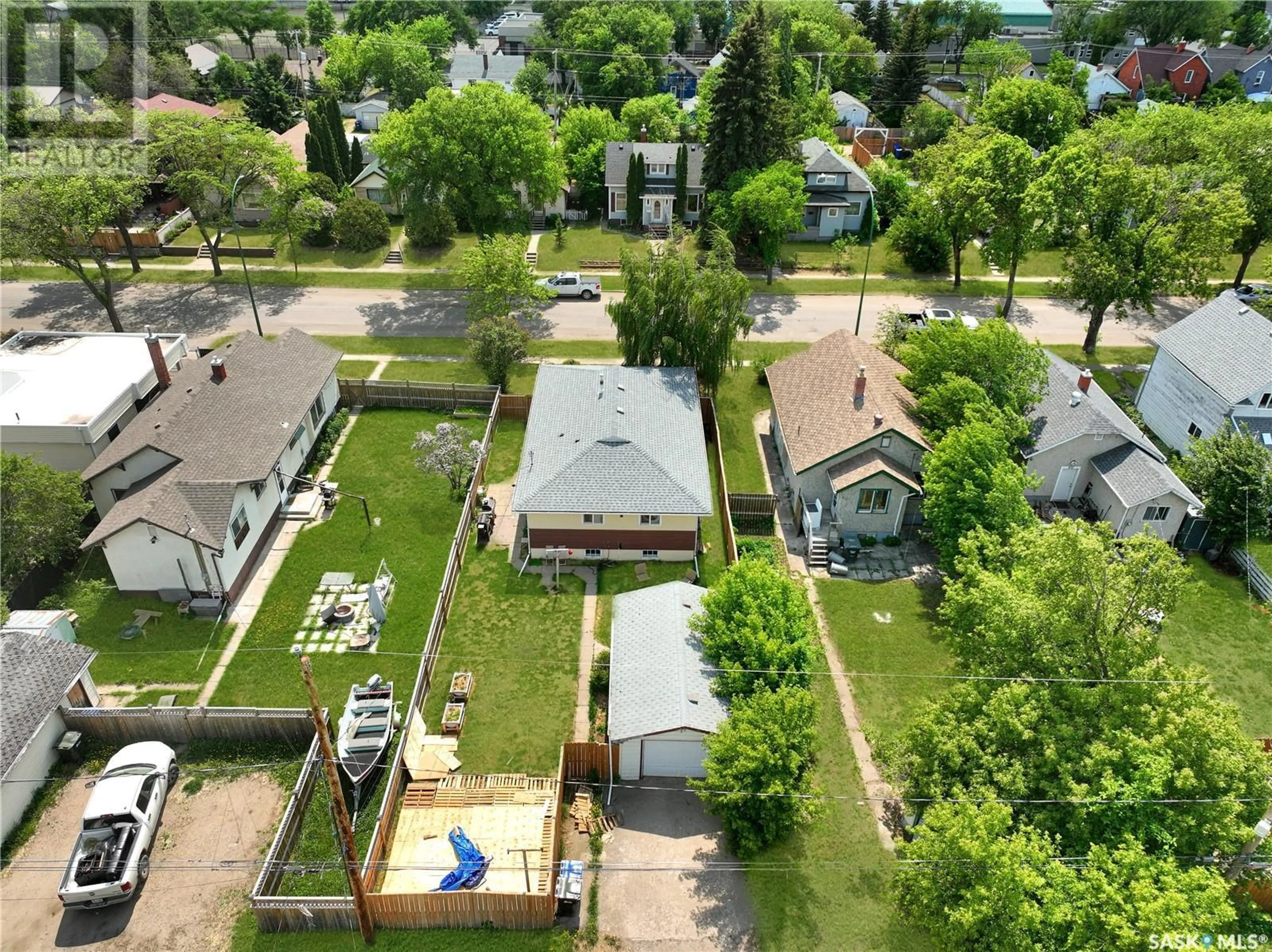 A pic from outside/outdoor area/front of a property/back of a property/a pic from drone, street for 444 9TH STREET, Prince Albert Saskatchewan S6V0Y2