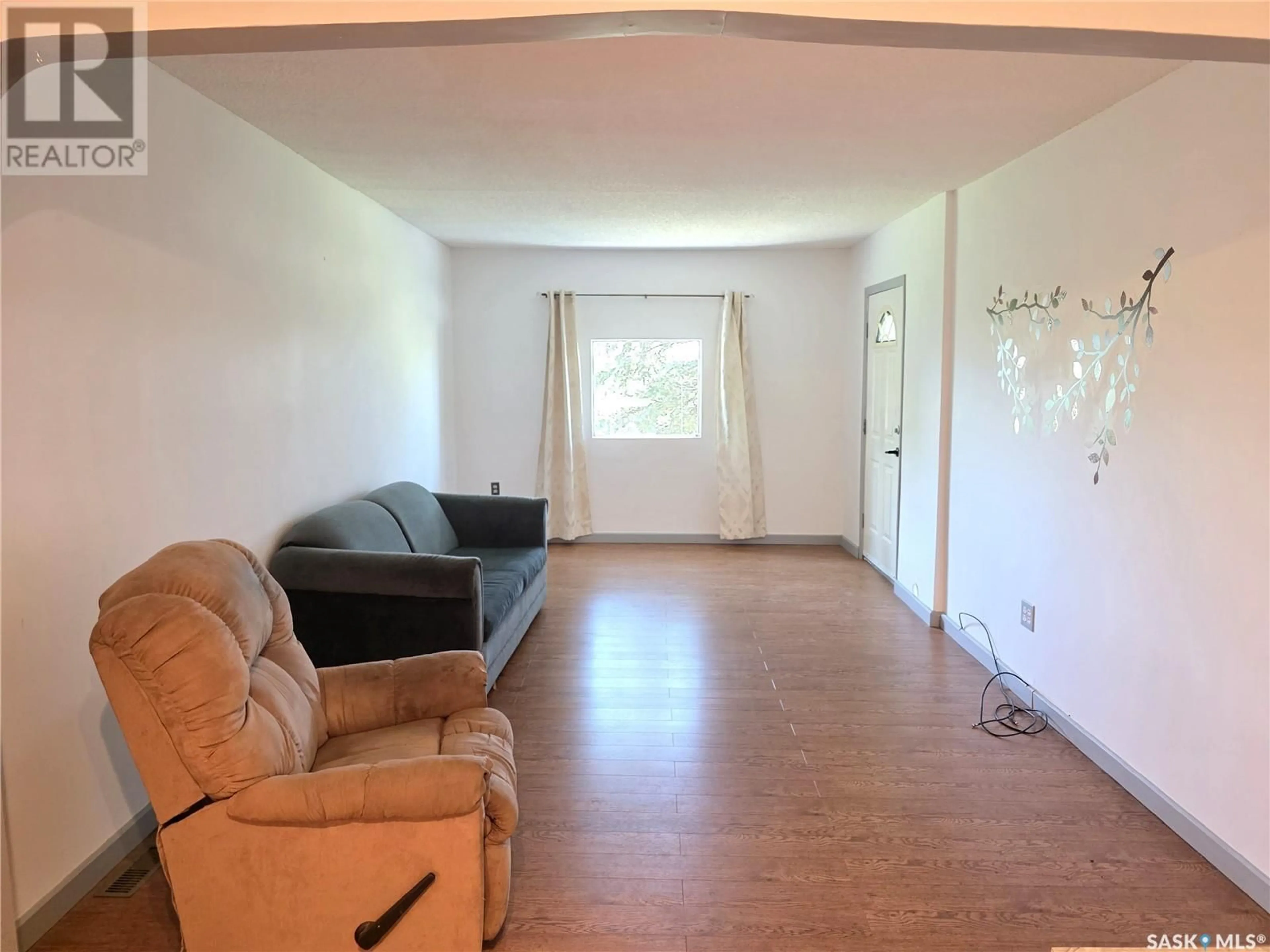 A pic of a room for 307 SASKATCHEWAN AVENUE, Strongfield Saskatchewan S0H3Z0
