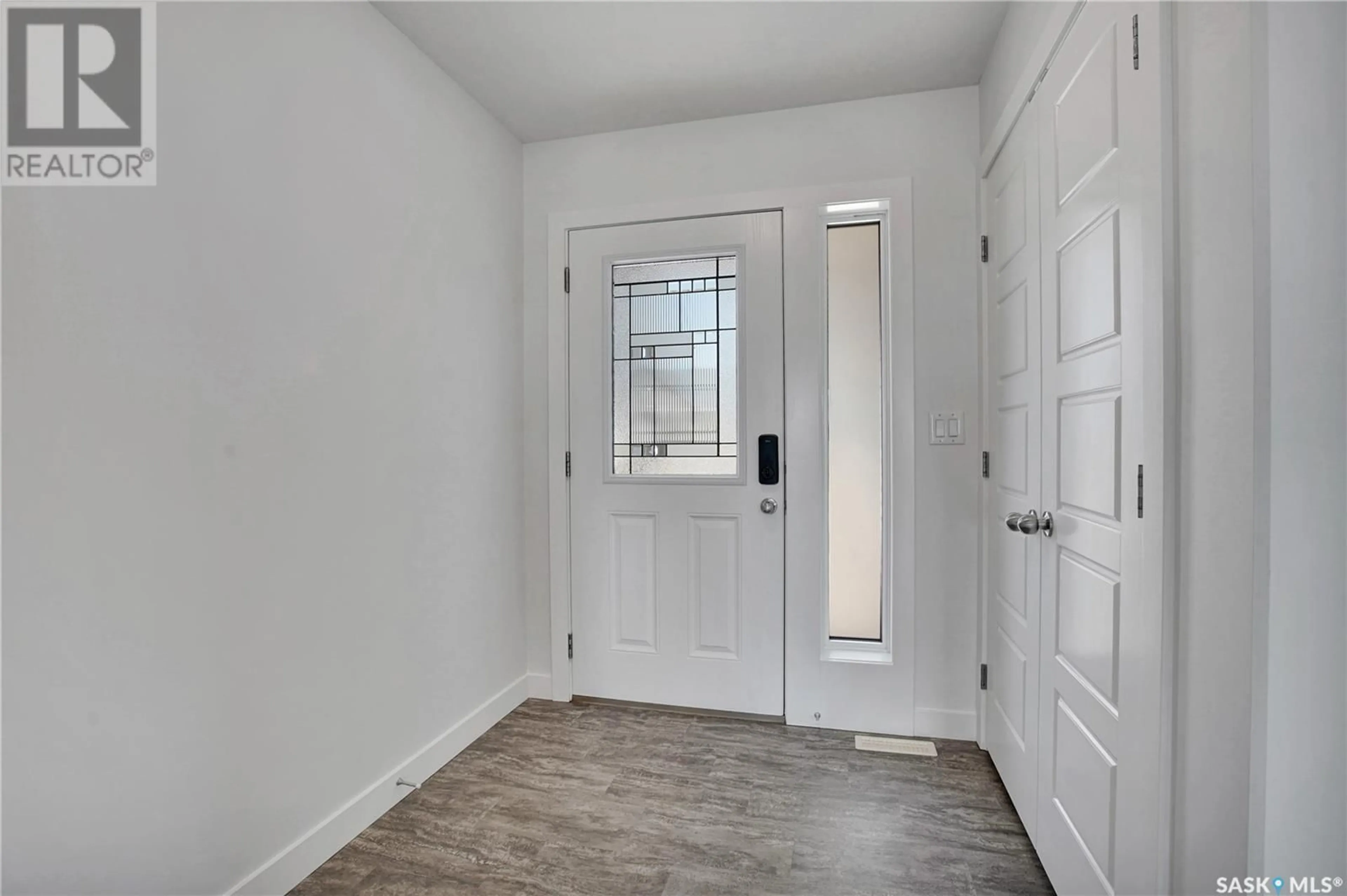 Indoor entryway for 120 BITNER PLACE, Dalmeny Saskatchewan S0K1E0