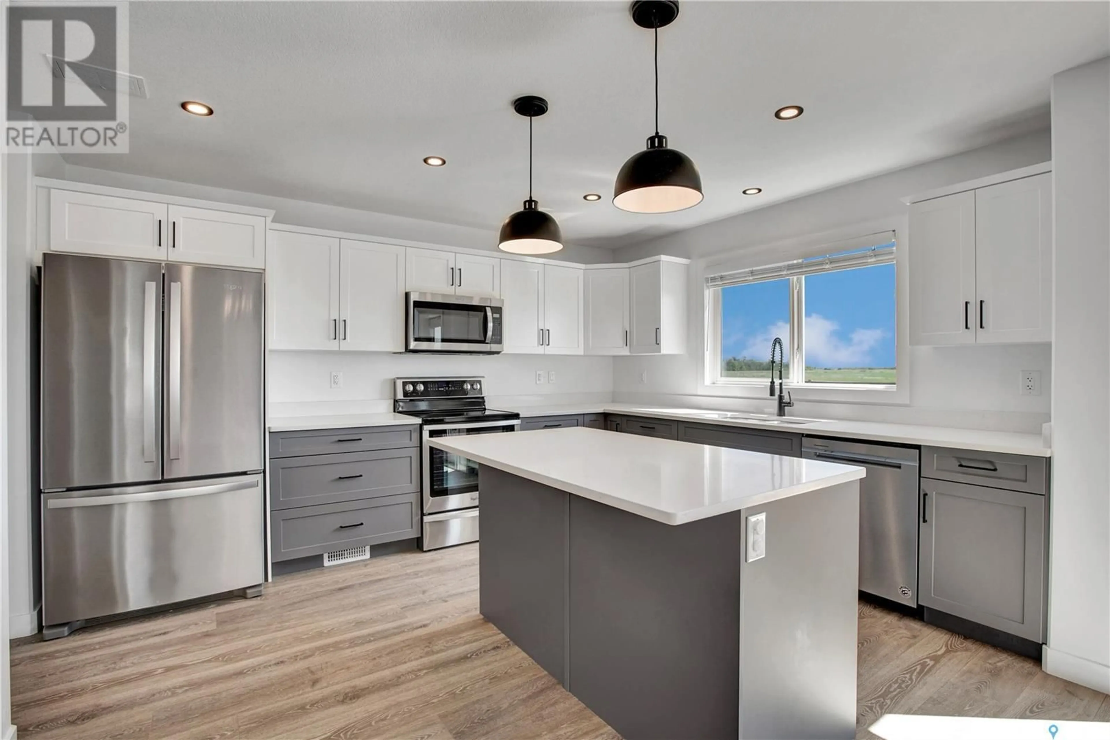 Open concept kitchen, unknown for 120 BITNER PLACE, Dalmeny Saskatchewan S0K1E0