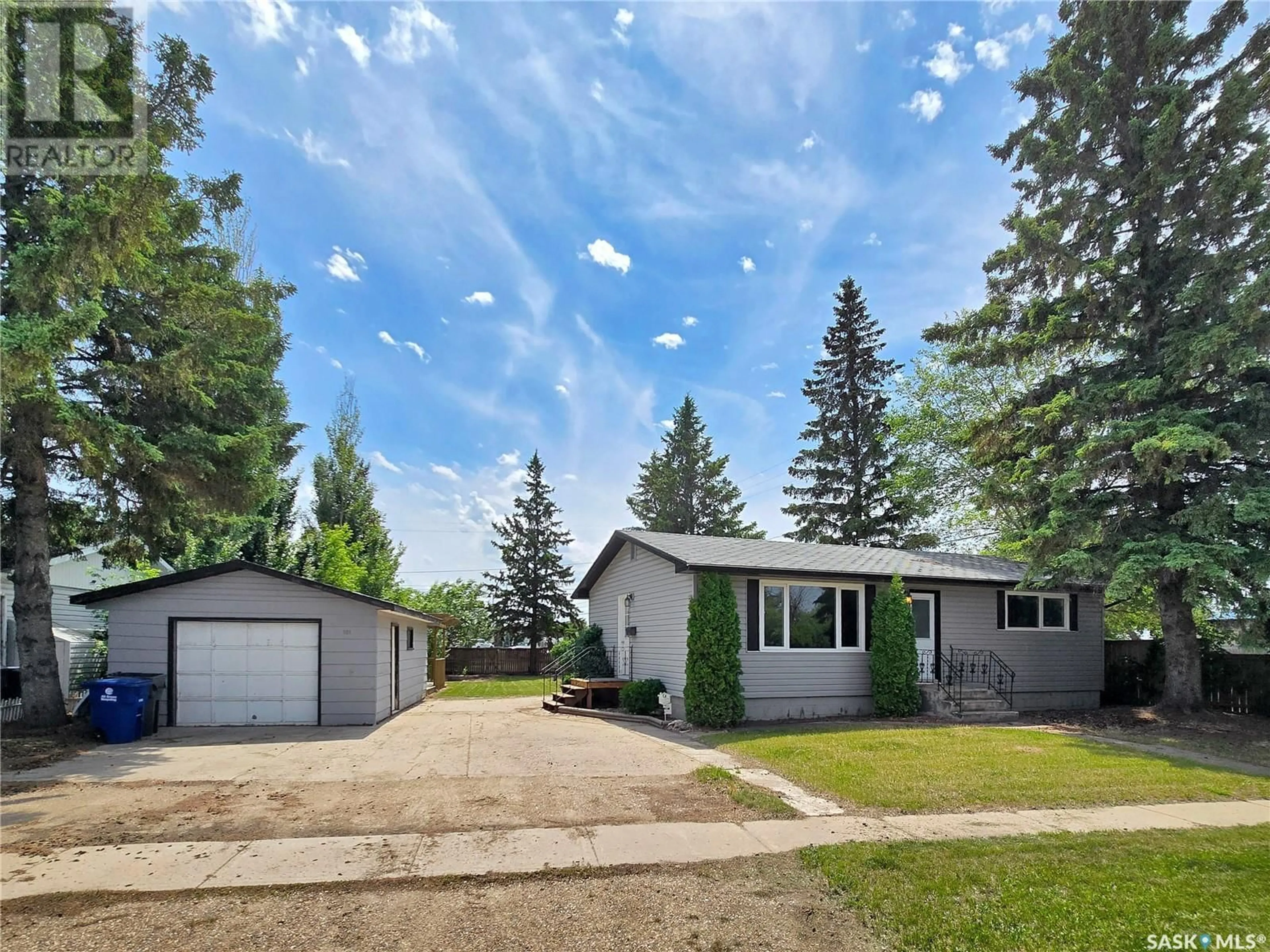 A pic from outside/outdoor area/front of a property/back of a property/a pic from drone, street for 101 MAIN STREET, Warman Saskatchewan S0K4S0