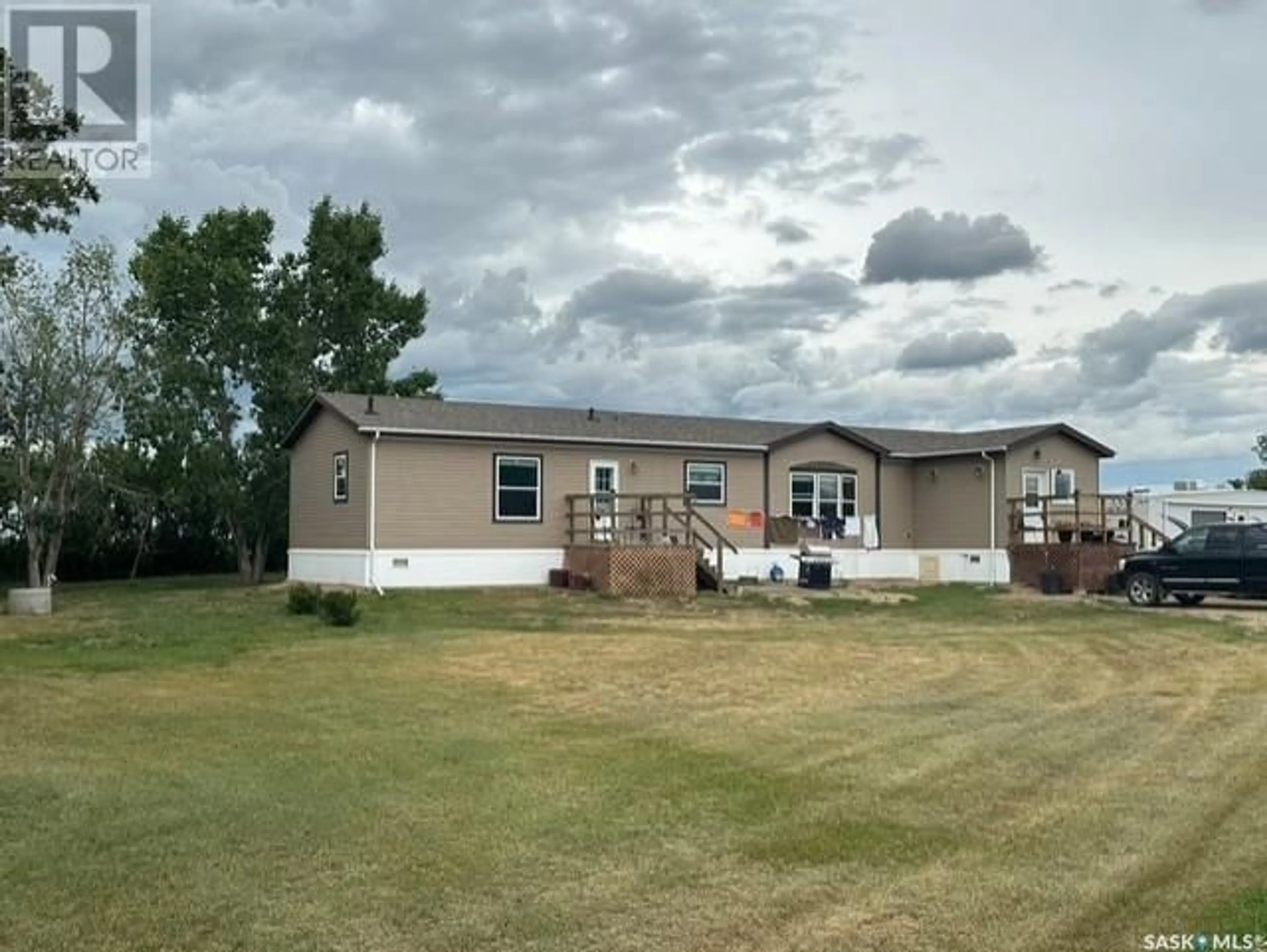 A pic from outside/outdoor area/front of a property/back of a property/a pic from drone, unknown for SCHUWEILER ACREAGE, Stonehenge Rm No. 73 Saskatchewan S0H0B0