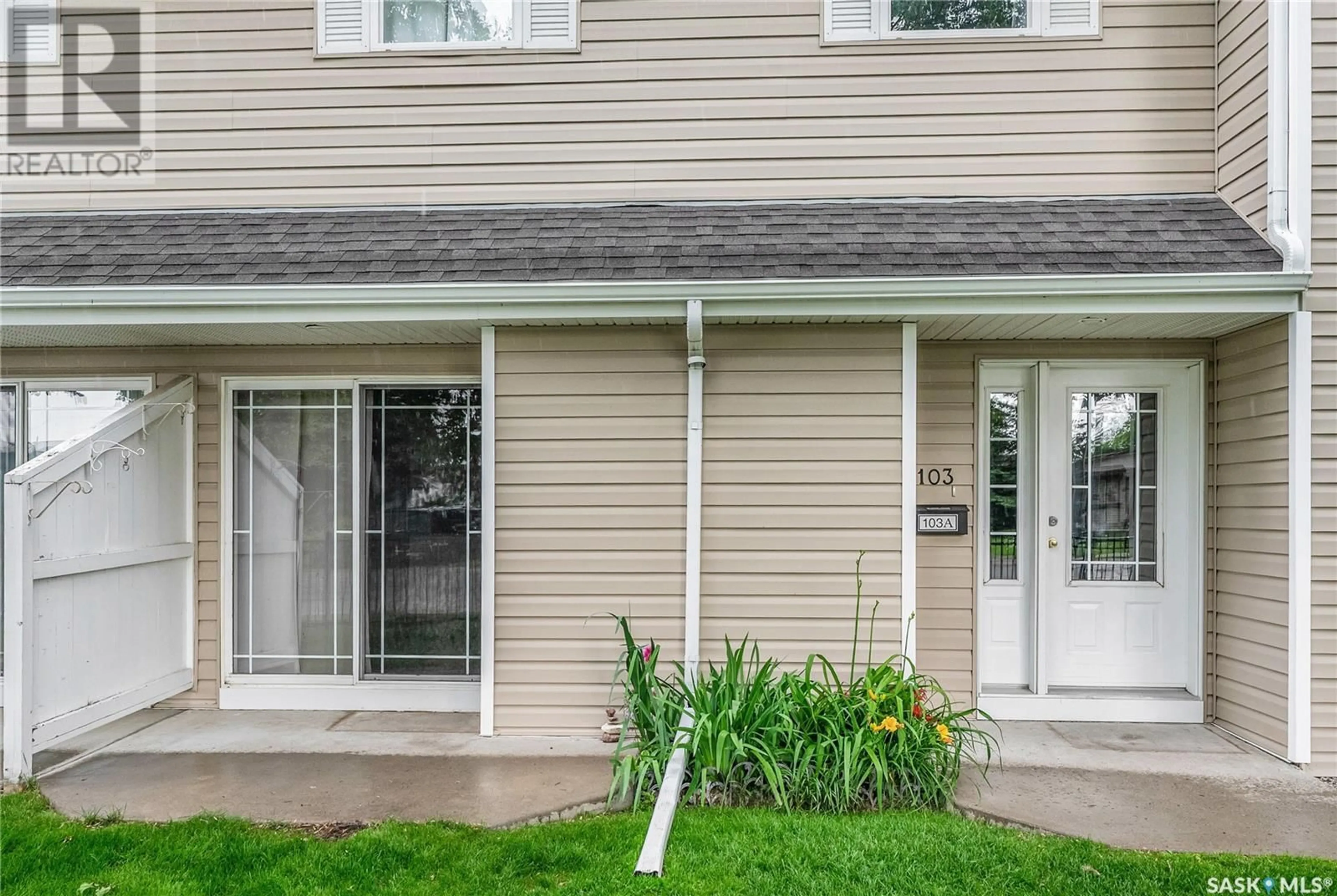 Home with vinyl exterior material, street for 103A 141 105TH STREET, Saskatoon Saskatchewan S7N1N3