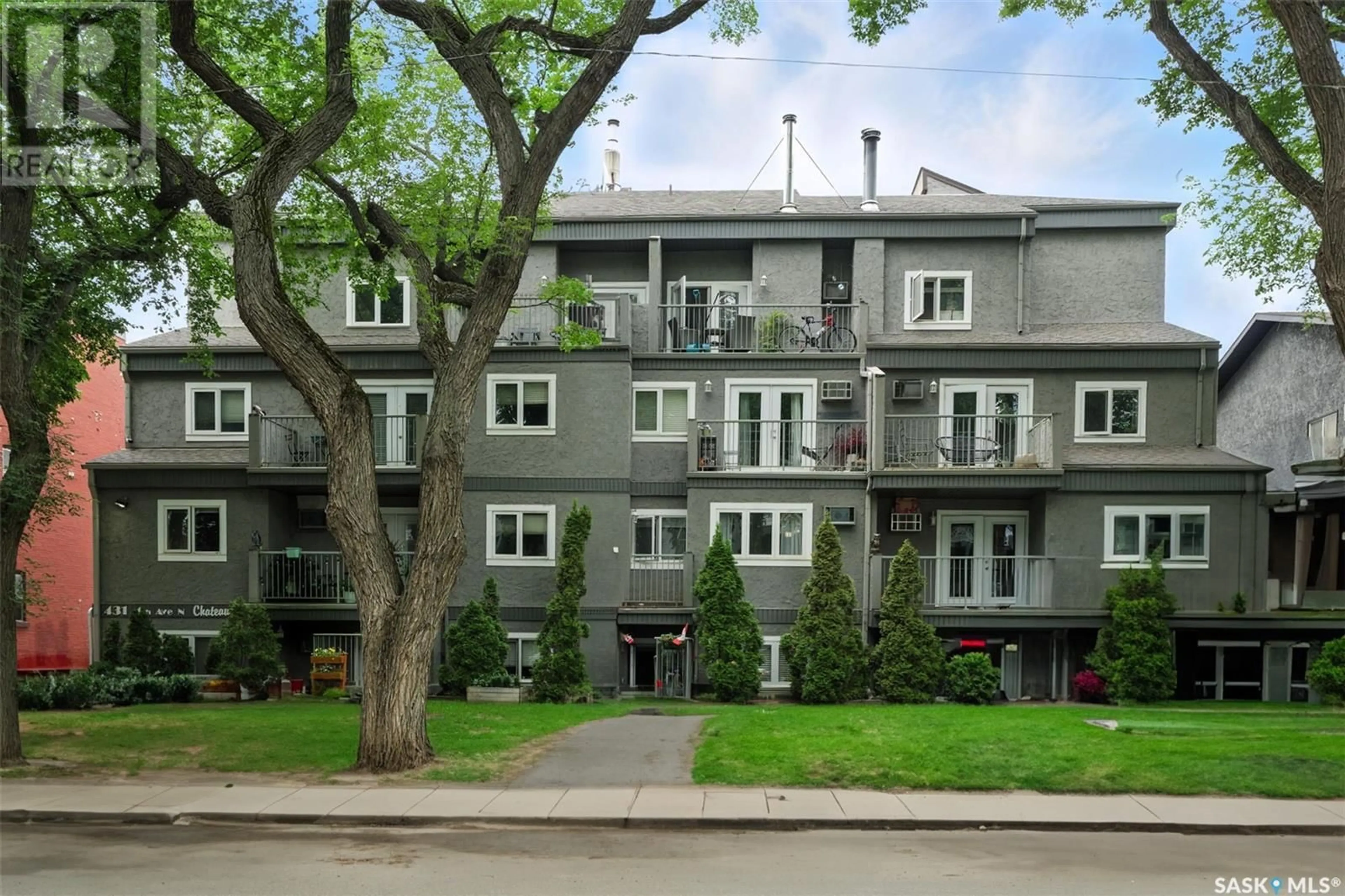 Patio, street for N - 202 431 4TH AVENUE, Saskatoon Saskatchewan S7K2M4