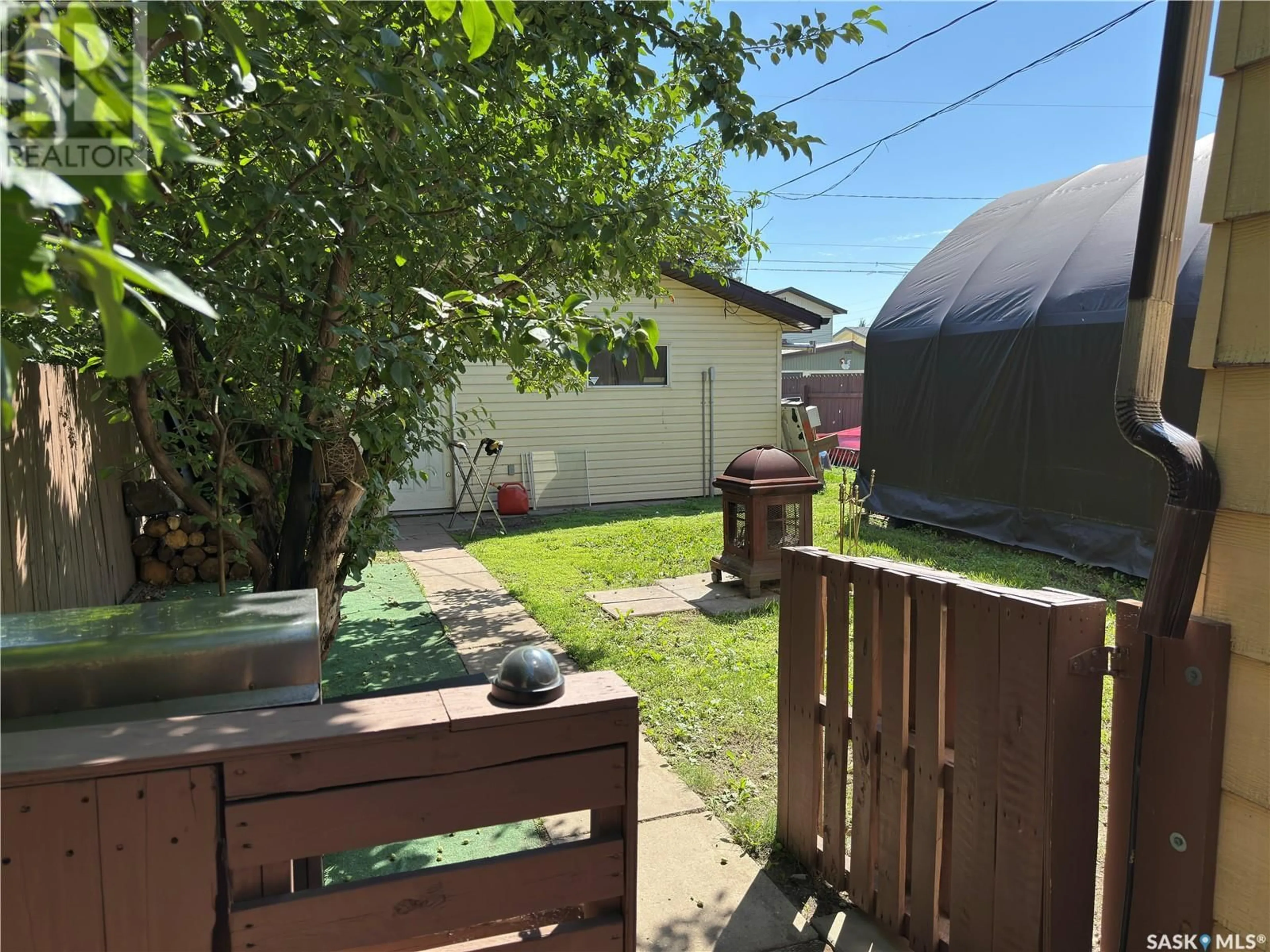 Shed for 1111 15TH STREET, Prince Albert Saskatchewan S6V3S4