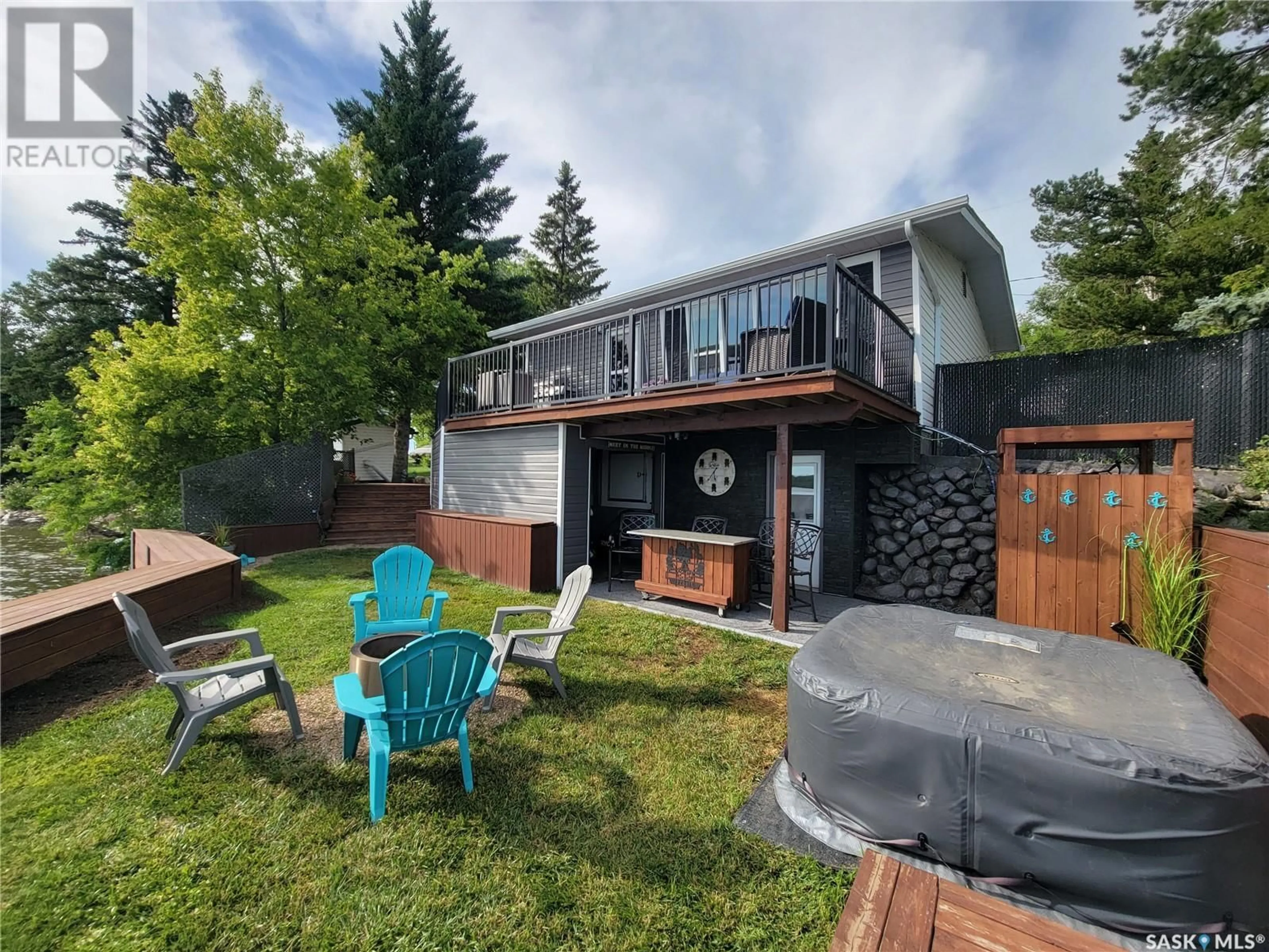 A pic from outside/outdoor area/front of a property/back of a property/a pic from drone, unknown for LAKESHORE DRIVE, Eye Hill Rm No. 382 Saskatchewan S0L2C0
