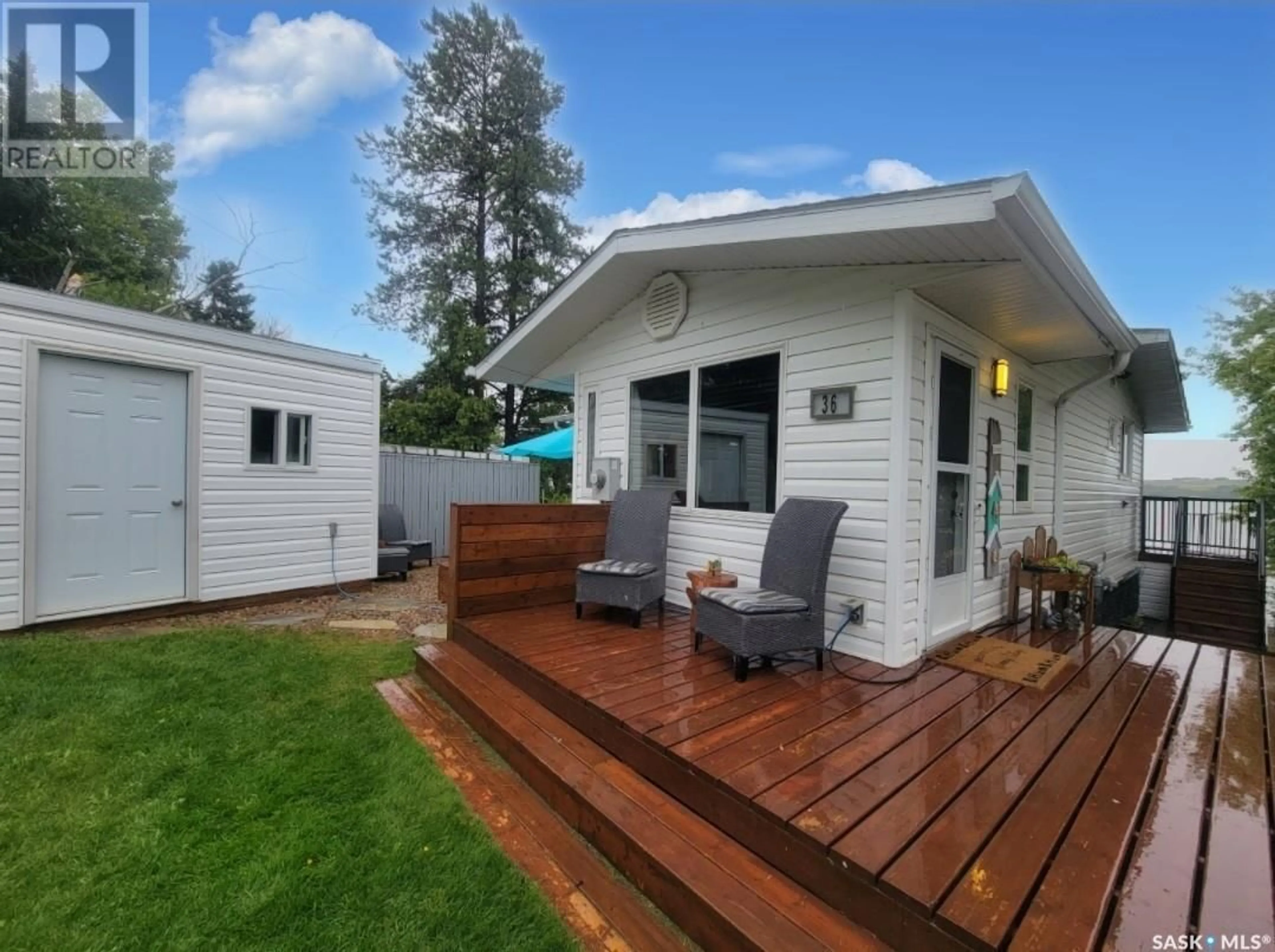 Home with vinyl exterior material, street for LAKESHORE DRIVE, Eye Hill Rm No. 382 Saskatchewan S0L2C0
