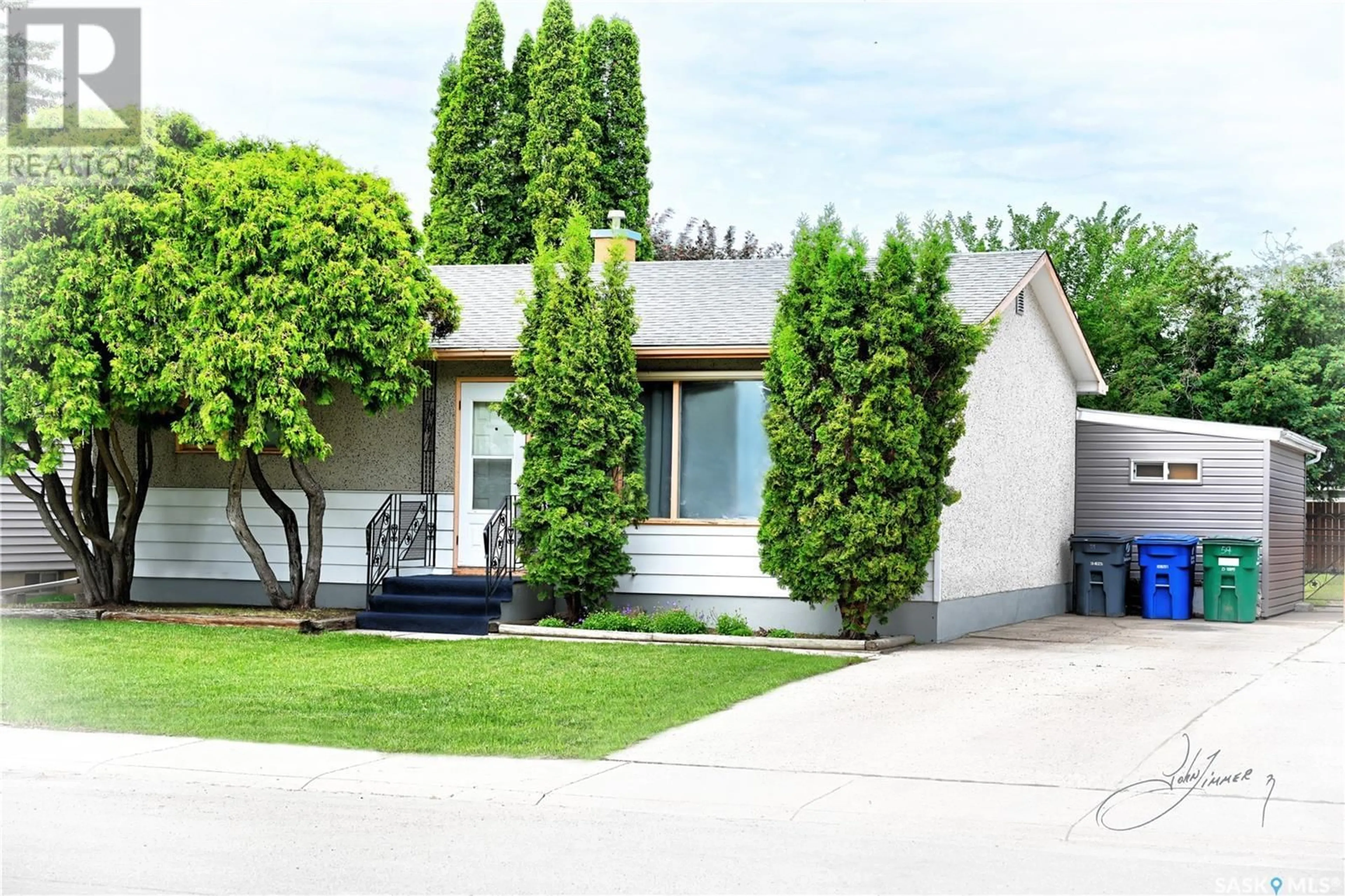 Home with vinyl exterior material, street for 59 BYERS CRESCENT, Saskatoon Saskatchewan S7L4H1