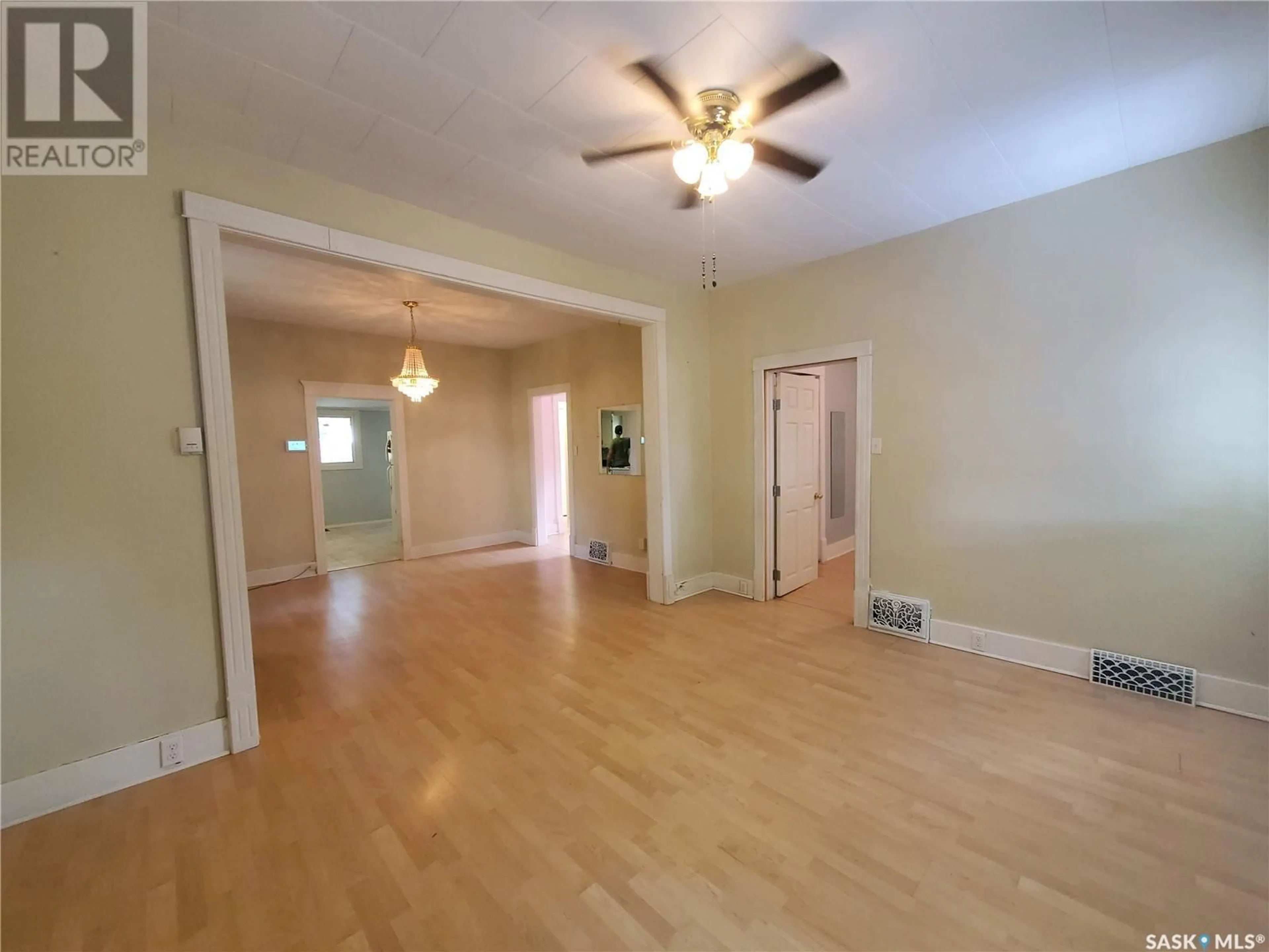 A pic of a room for 122 WALL AVENUE, Kamsack Saskatchewan S0A1S0