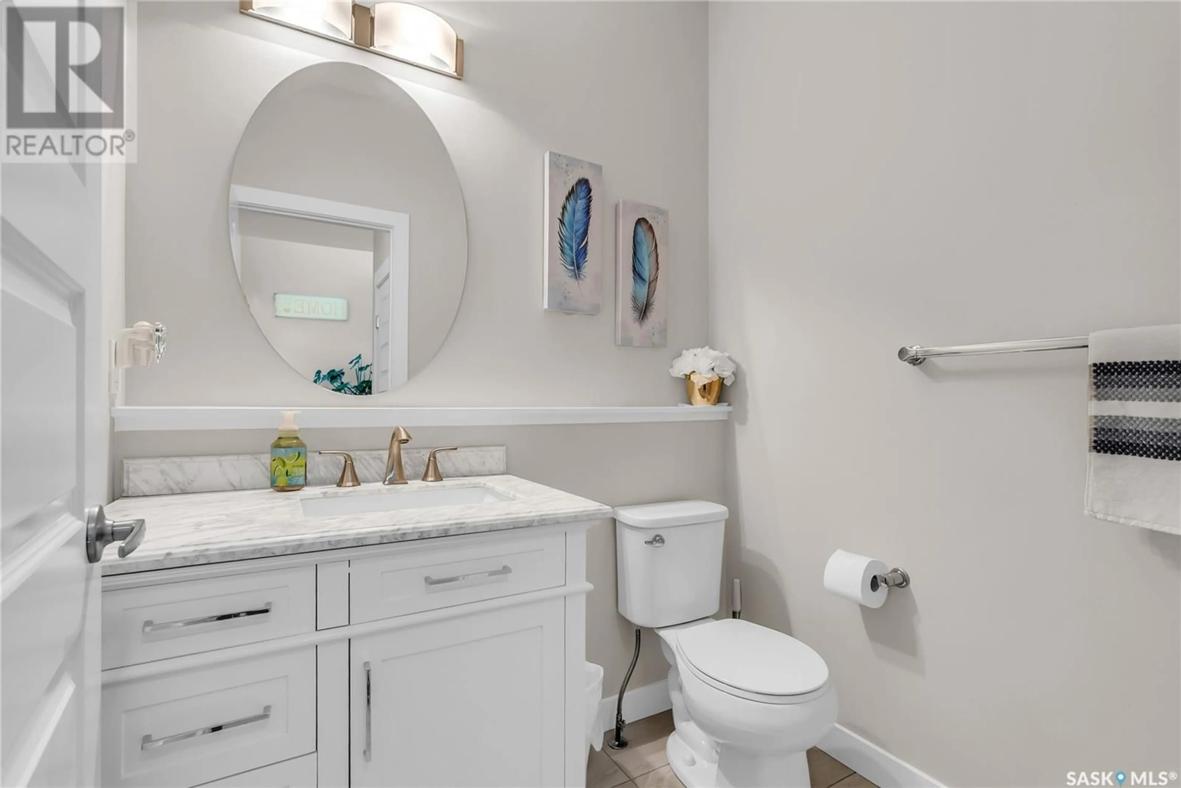 Standard bathroom, ceramic/tile floor for 434 SECORD WAY, Saskatoon Saskatchewan S7V0M1