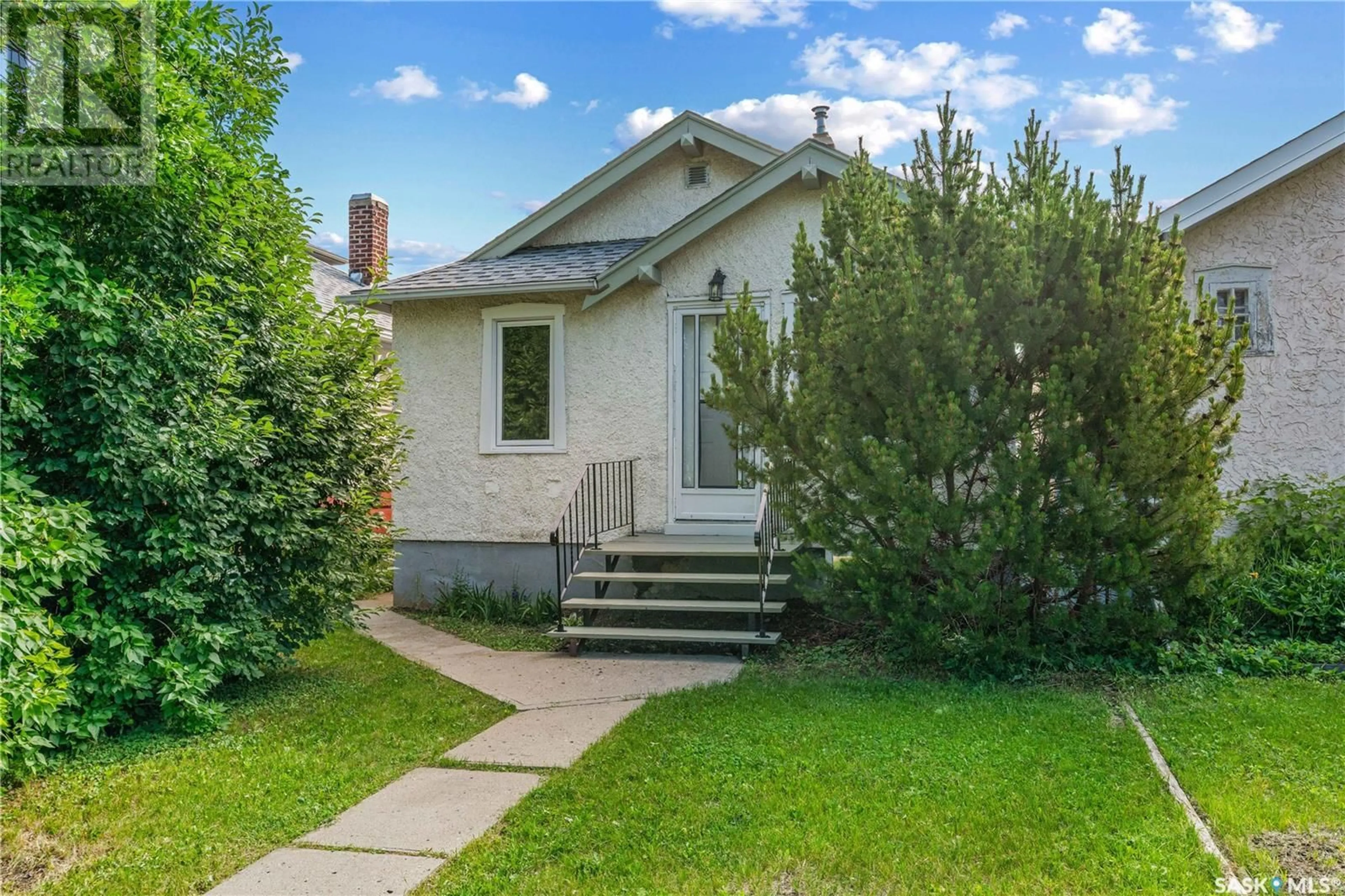 Unknown for 2467 BRODER STREET, Regina Saskatchewan S4N3T1