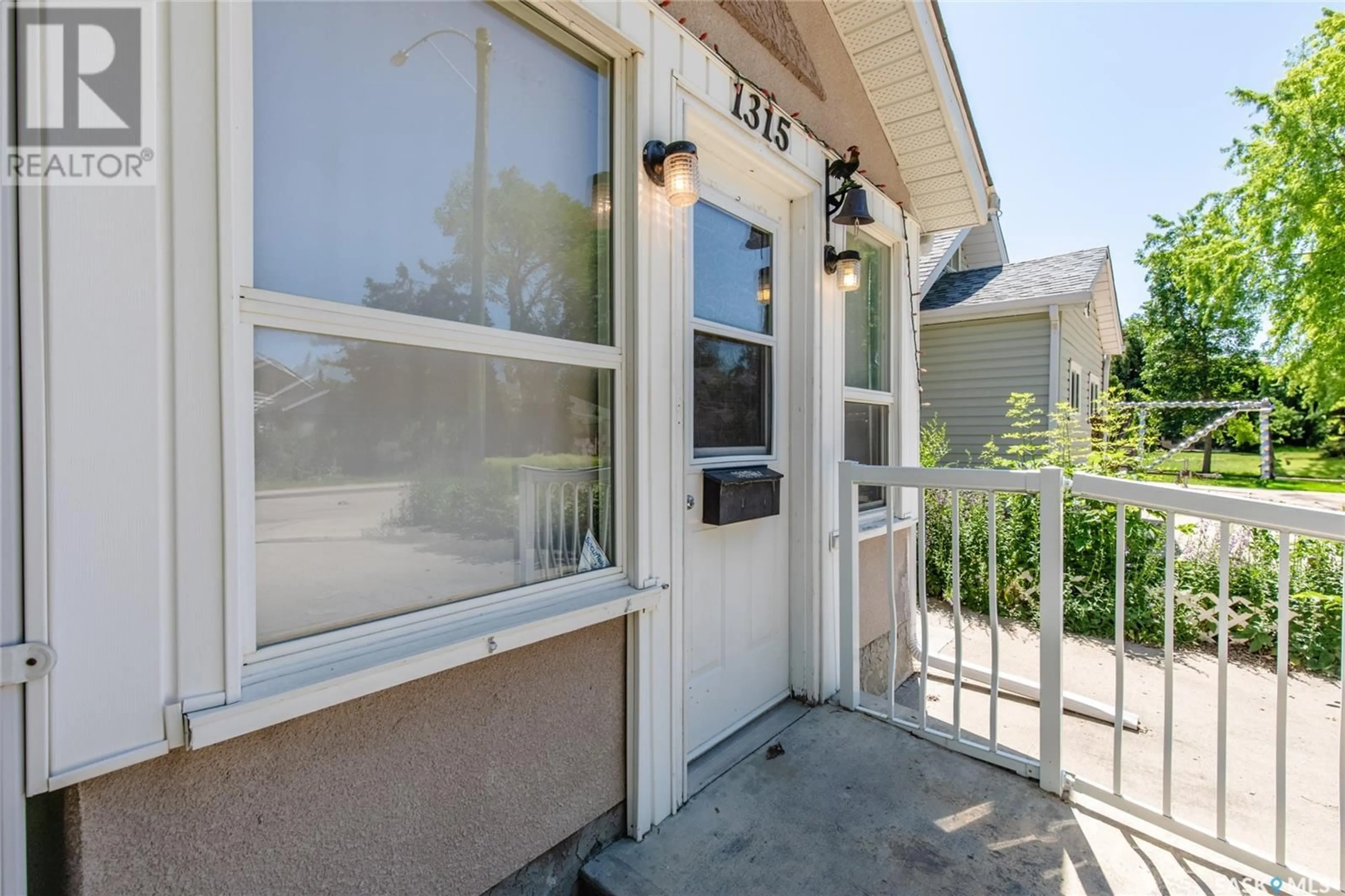 Unknown for 1315 6TH AVENUE, Moose Jaw Saskatchewan S6H4A9
