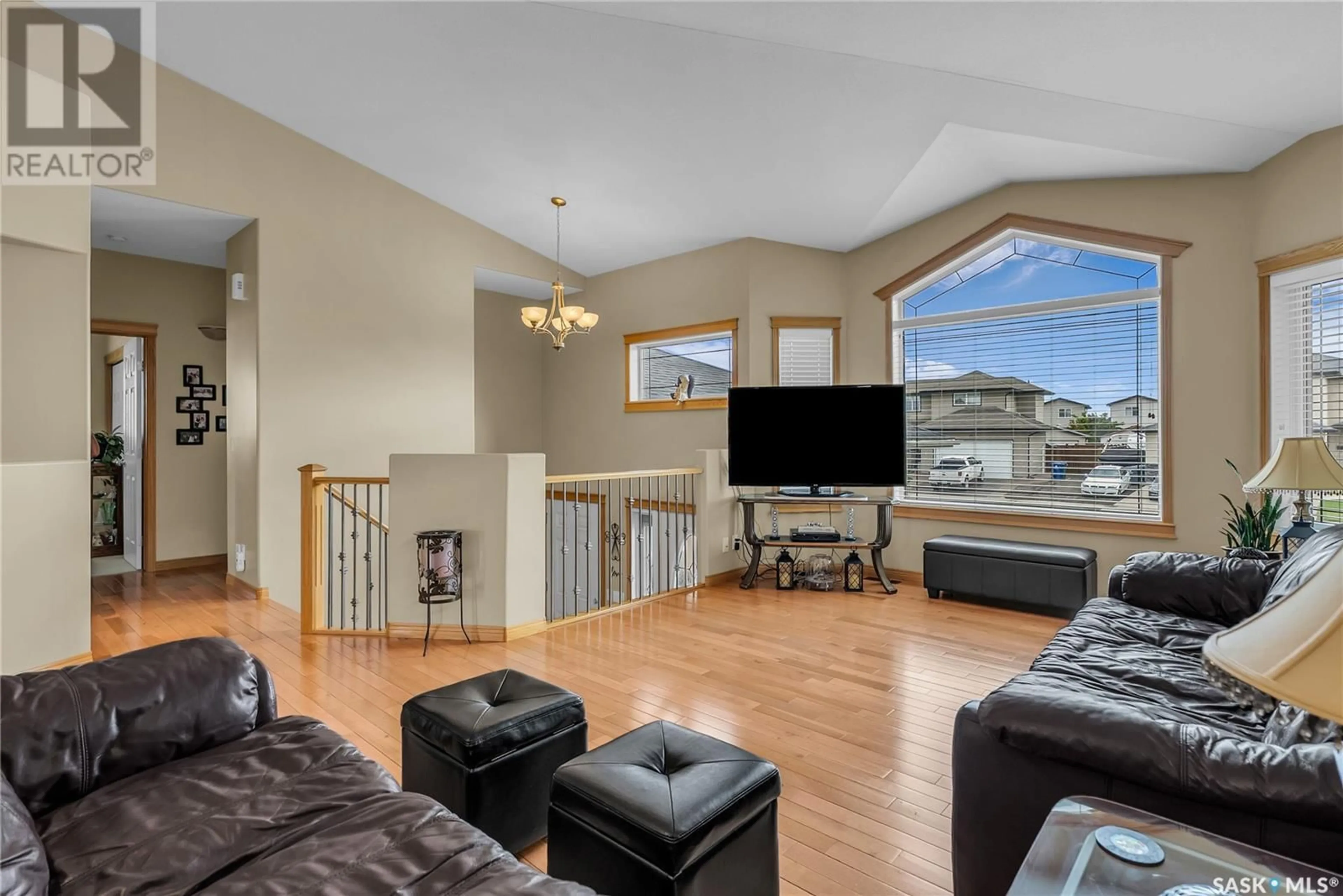Living room with furniture, unknown for 455 STENSRUD ROAD, Saskatoon Saskatchewan S7W1C3