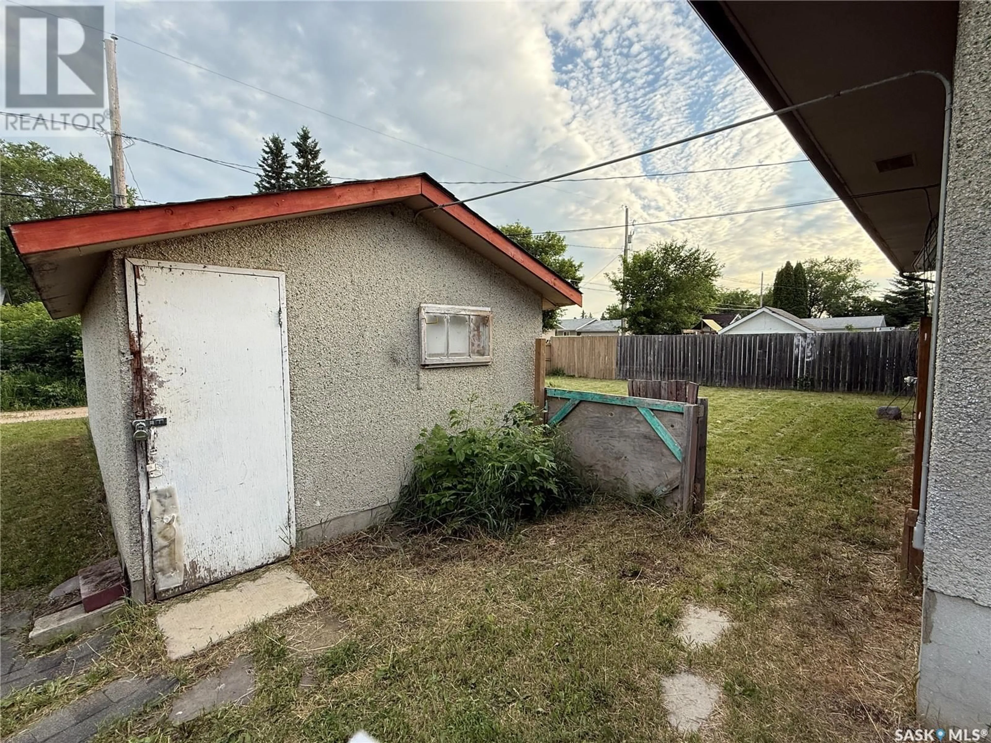 Shed for 1835 15TH STREET, Prince Albert Saskatchewan S6V3T8