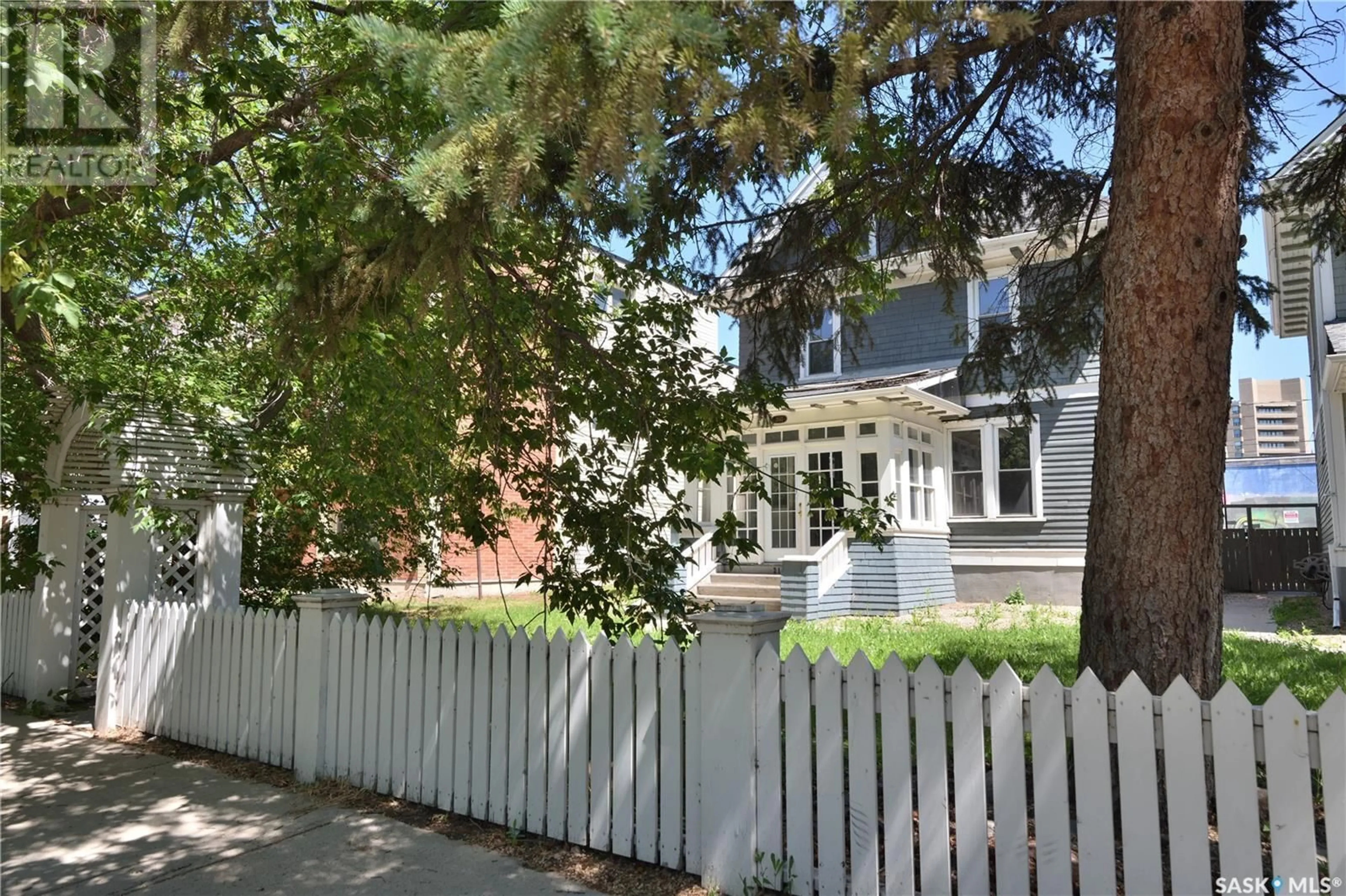 Unknown for 2143 ANGUS STREET, Regina Saskatchewan S4T2A1