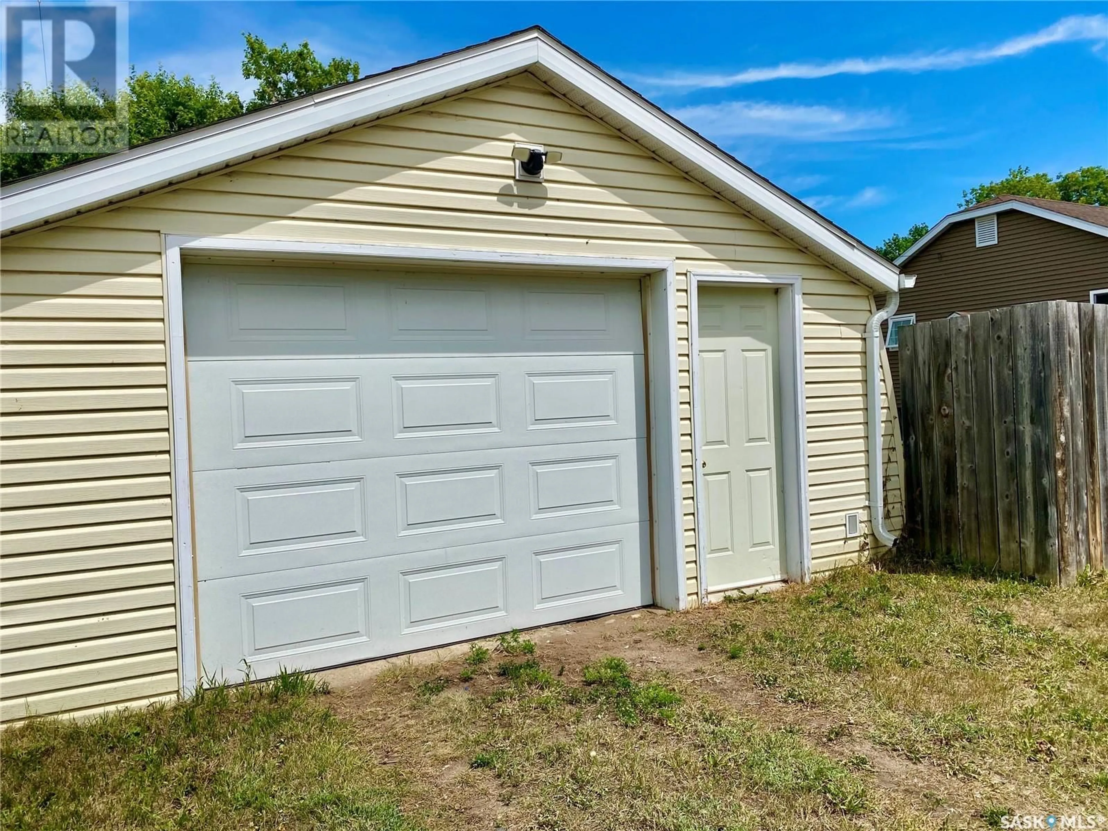 Shed for 120 3RD STREET, Carnduff Saskatchewan S0C0S0