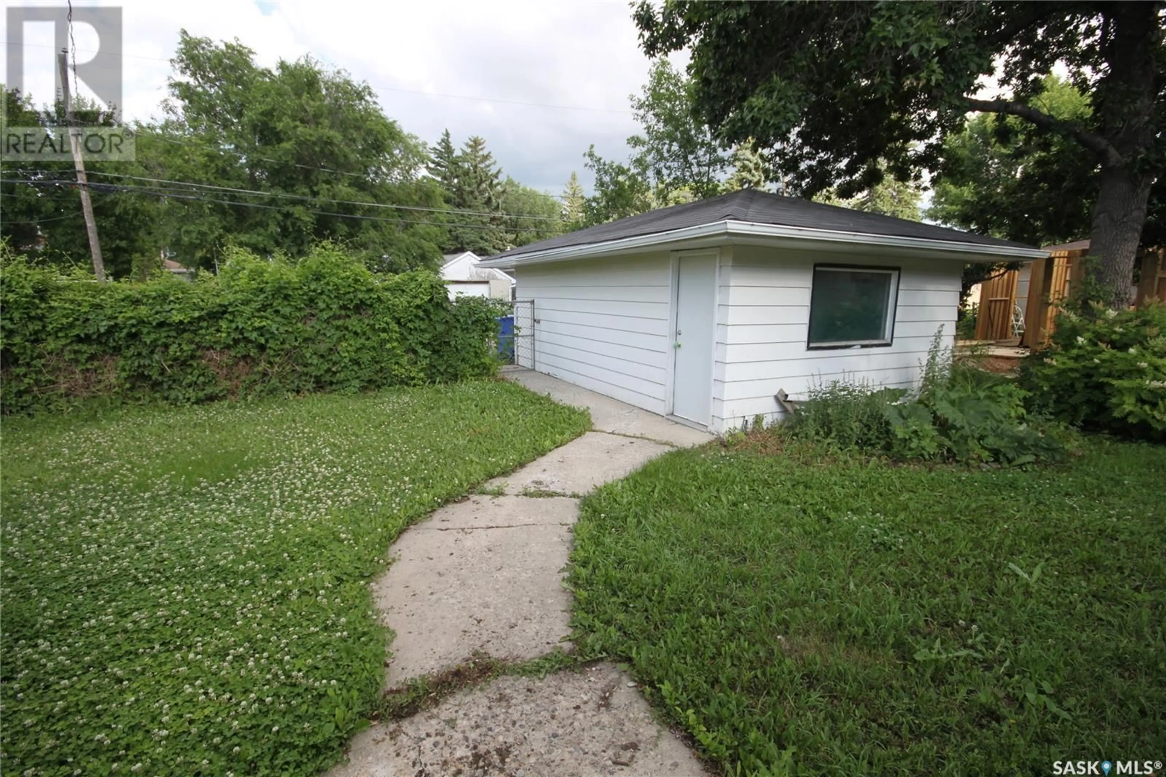 Shed for 151 SMITH STREET, Regina Saskatchewan S4R3B3
