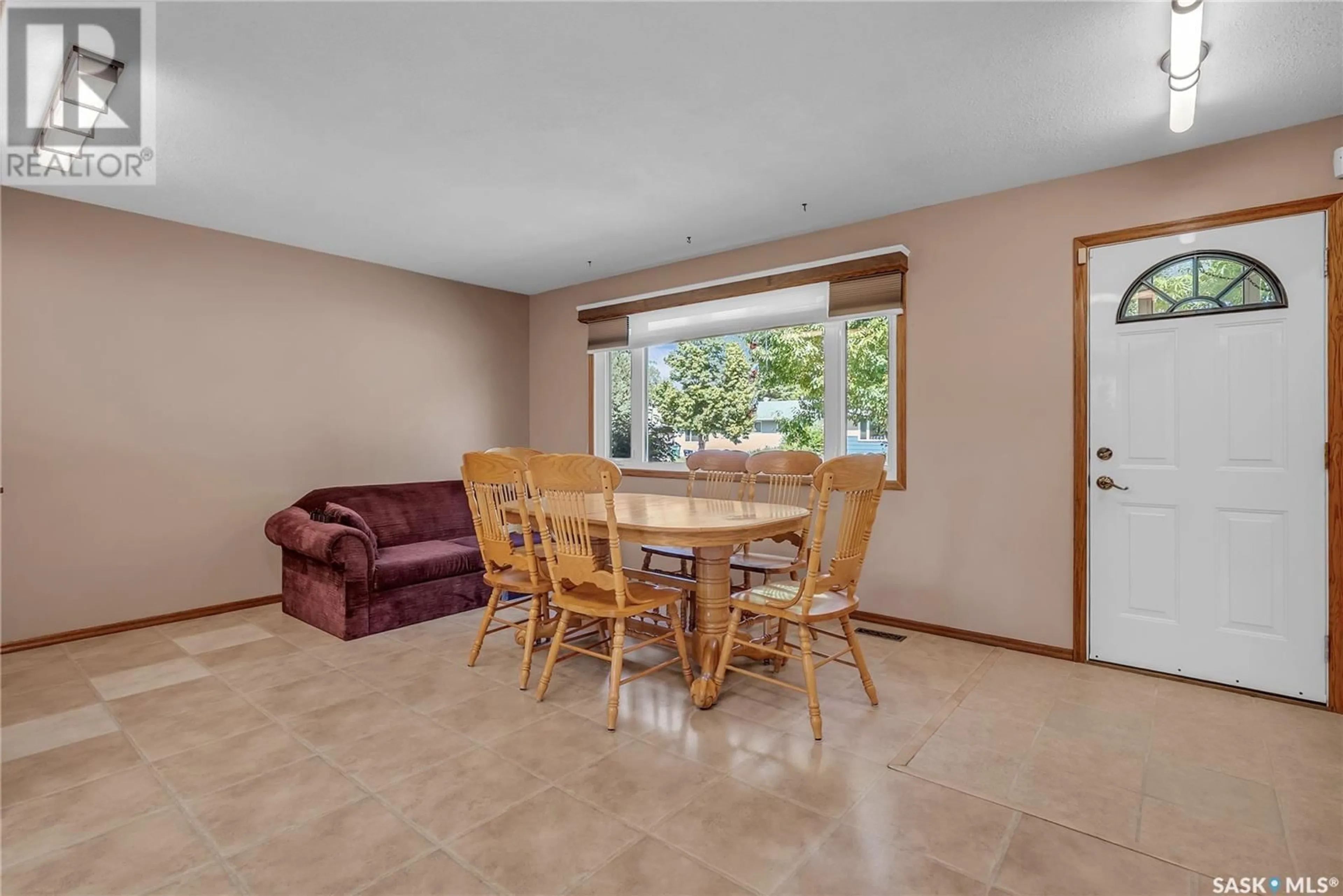 Unknown for 1638 THOMPSON AVENUE, Saskatoon Saskatchewan S7N2P9