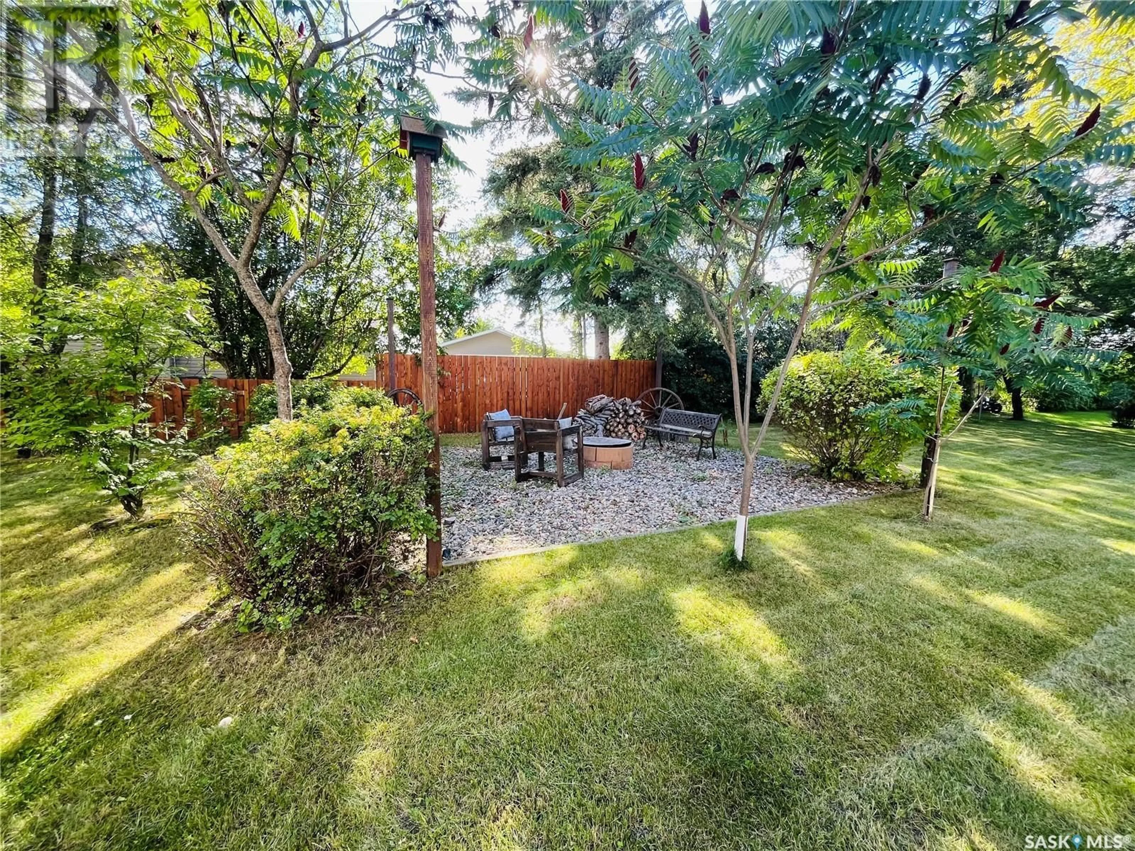Patio, forest/trees view for 1122 MAIN STREET, Moosomin Saskatchewan S0G3N0