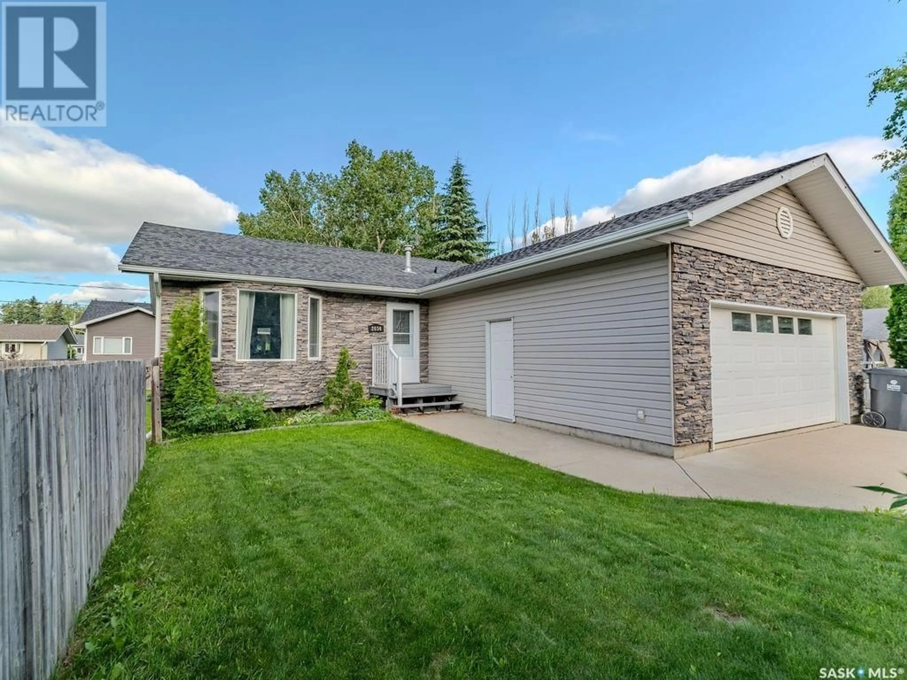 Unknown for 2034 PINERIDGE CRESCENT, Waldheim Saskatchewan S0K4R0