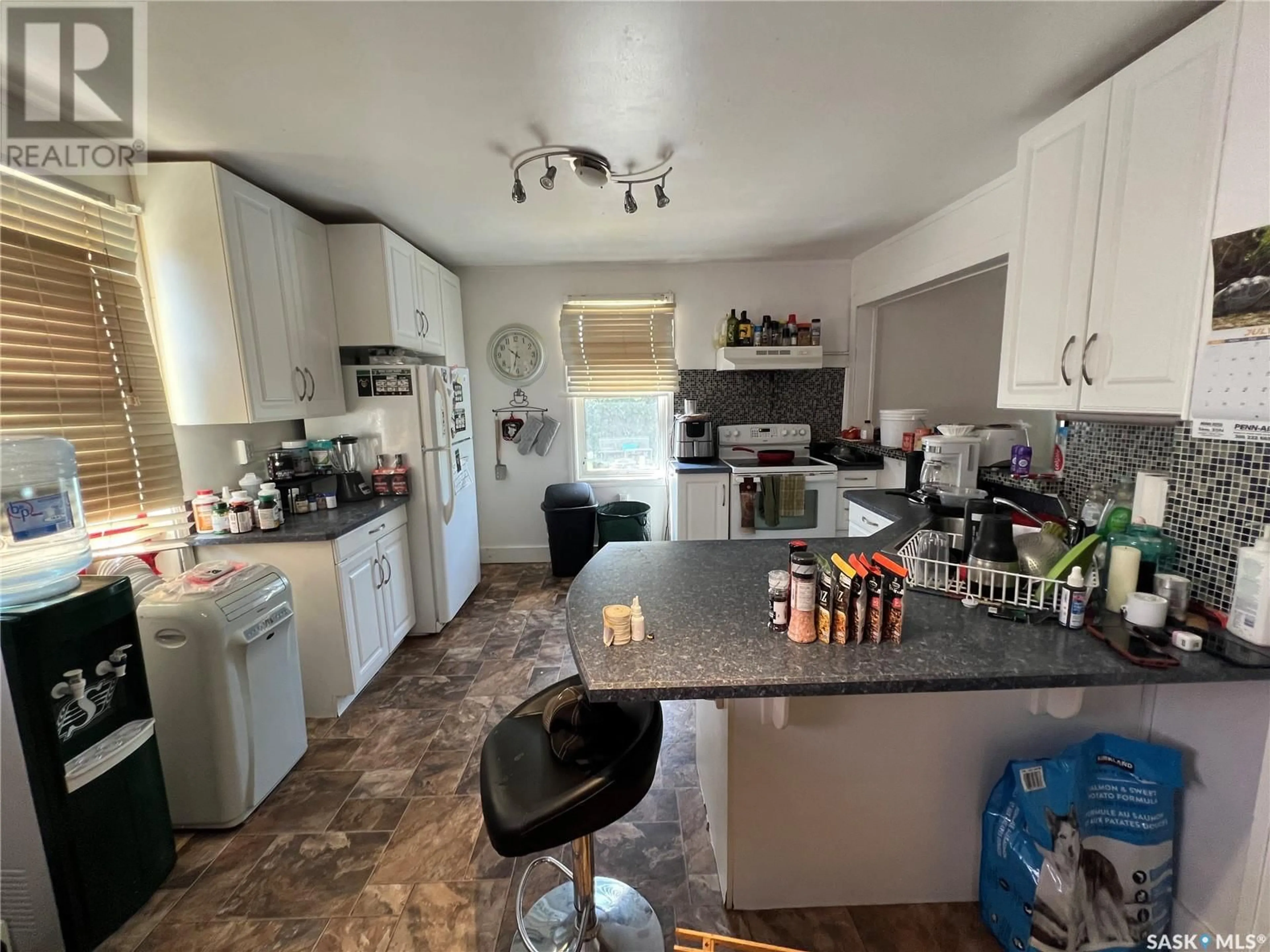 Unknown for 2706 1ST AVENUE, Prince Albert Saskatchewan S6V8A3