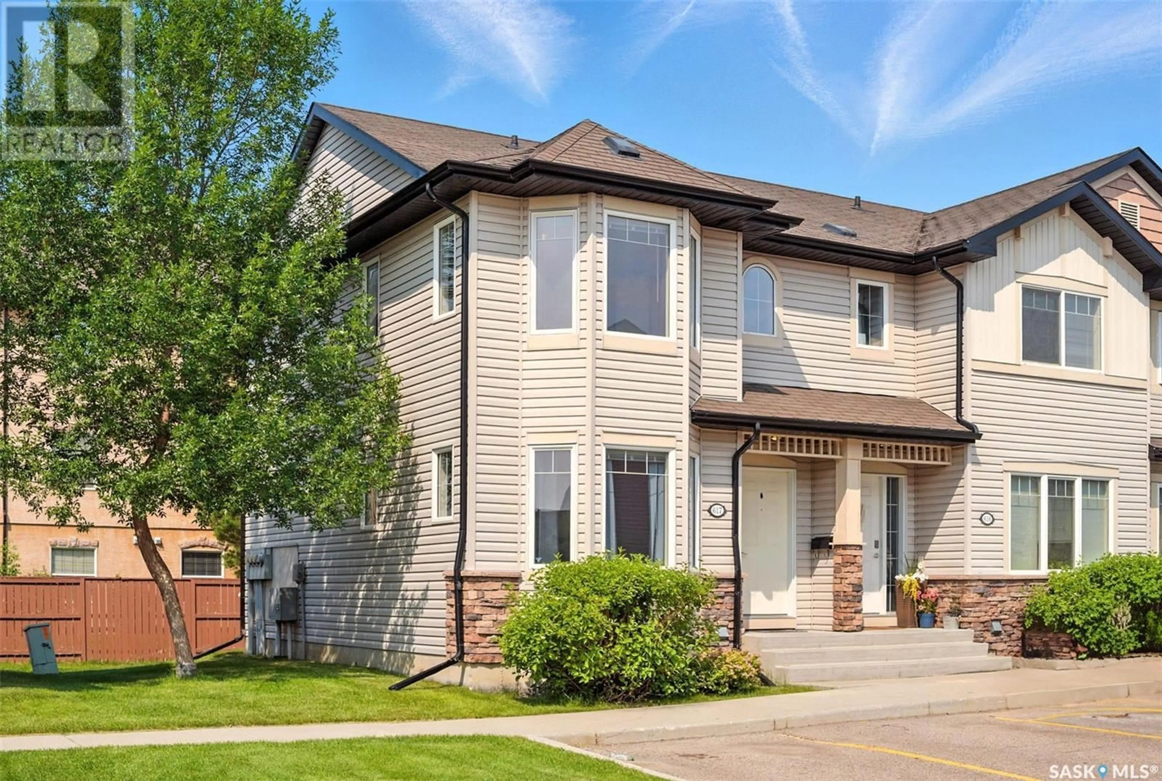 Home with vinyl exterior material, street for 303 - 617 SLIMMON PLACE, Saskatoon Saskatchewan S7V0A2